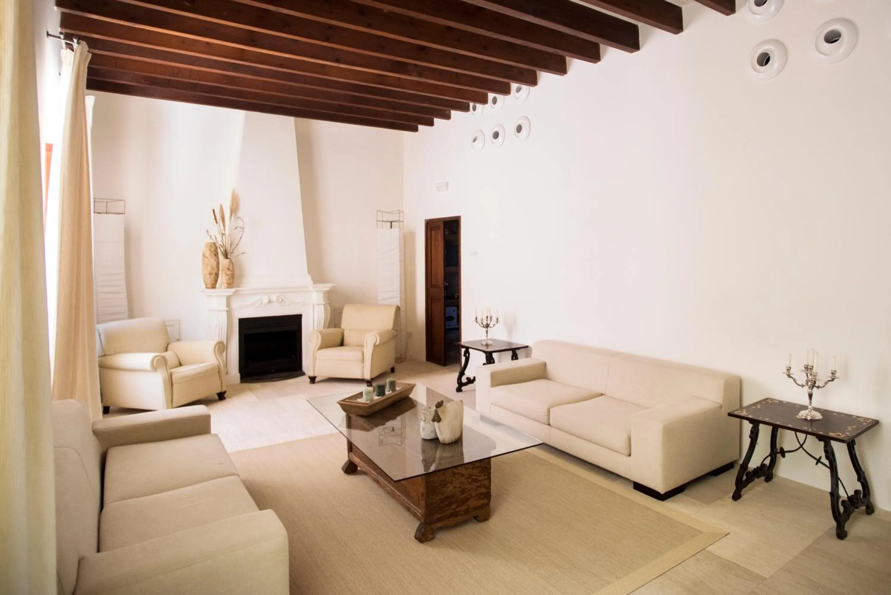 Lounge or bar in Hotel Ca'n Bonico