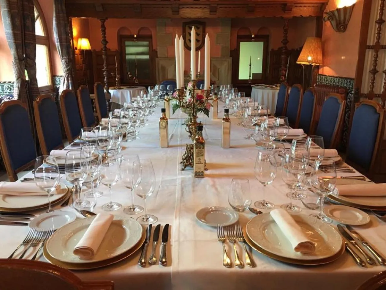 Restaurant/places to eat in Hotel Castillo El Collado