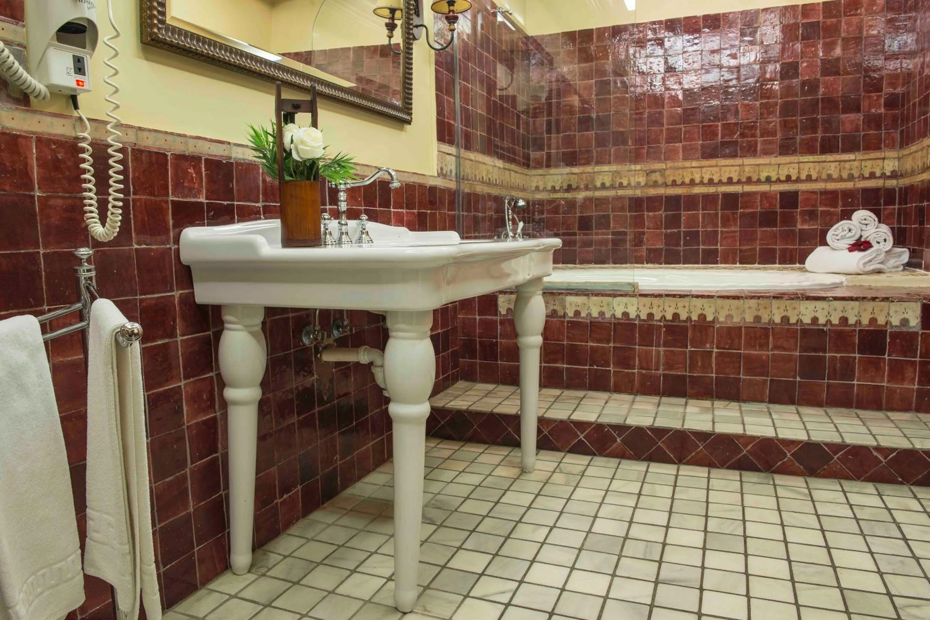Bathroom in Hotel Castillo El Collado