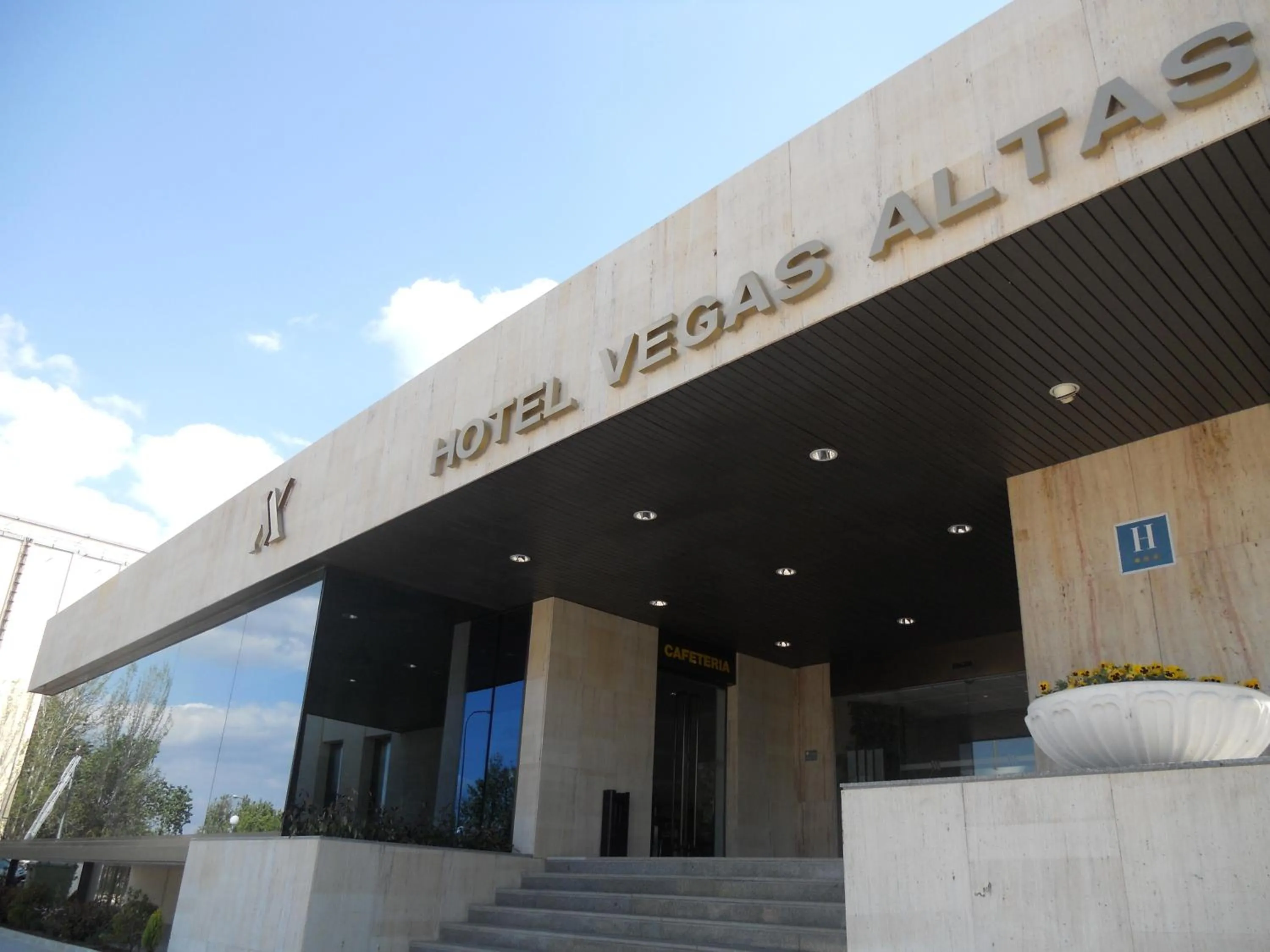 Facade/entrance in Hotel Vegas Altas