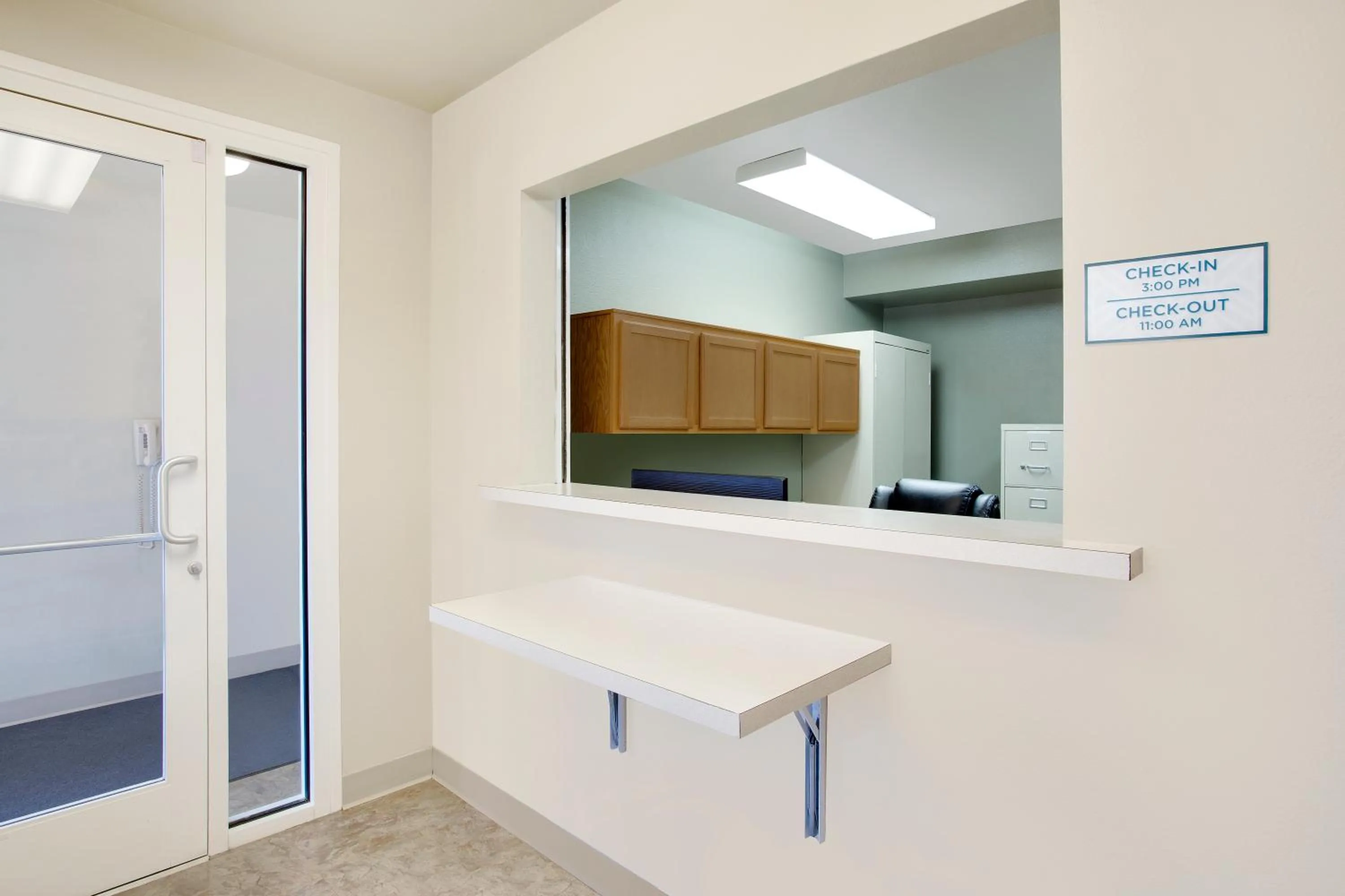 Lobby or reception in WoodSpring Suites Baton Rouge East I-12