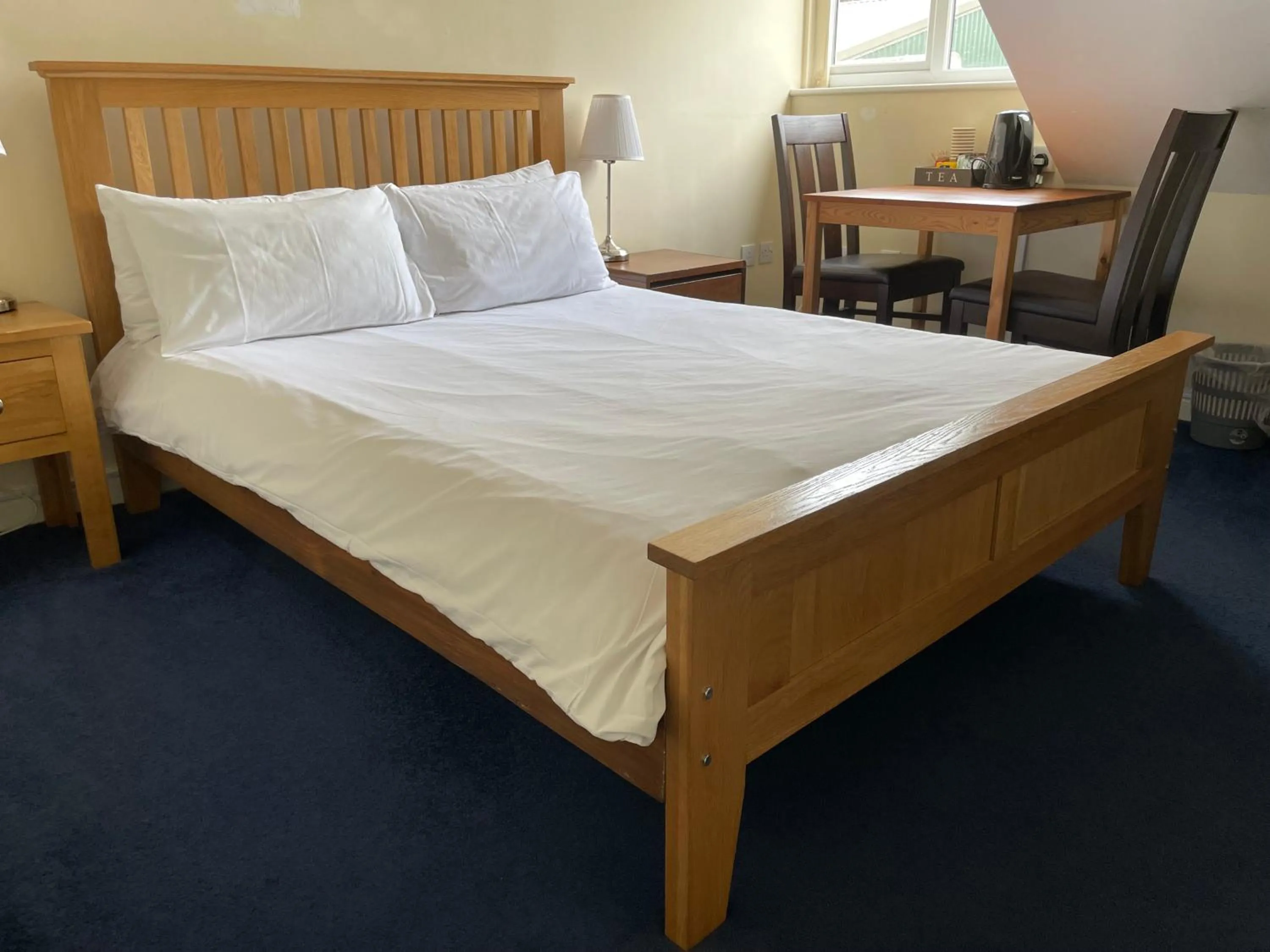 Bedroom, Bed in Bridge Farm Guesthouse rooms