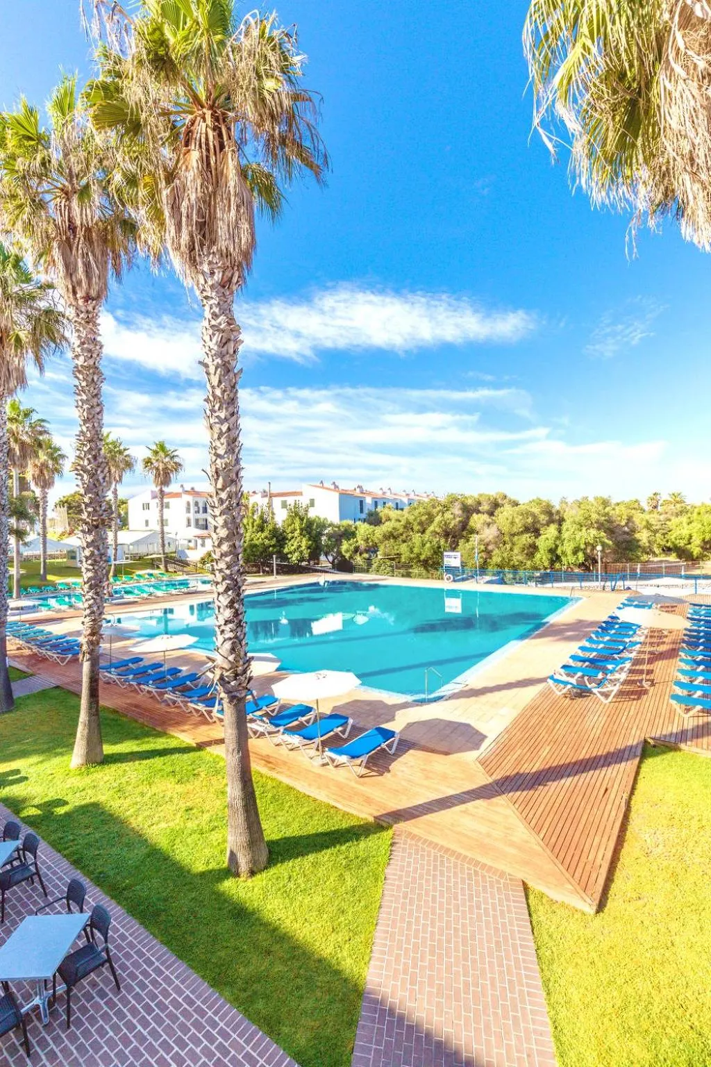 Swimming pool in Vibra Blanc Palace Aparthotel