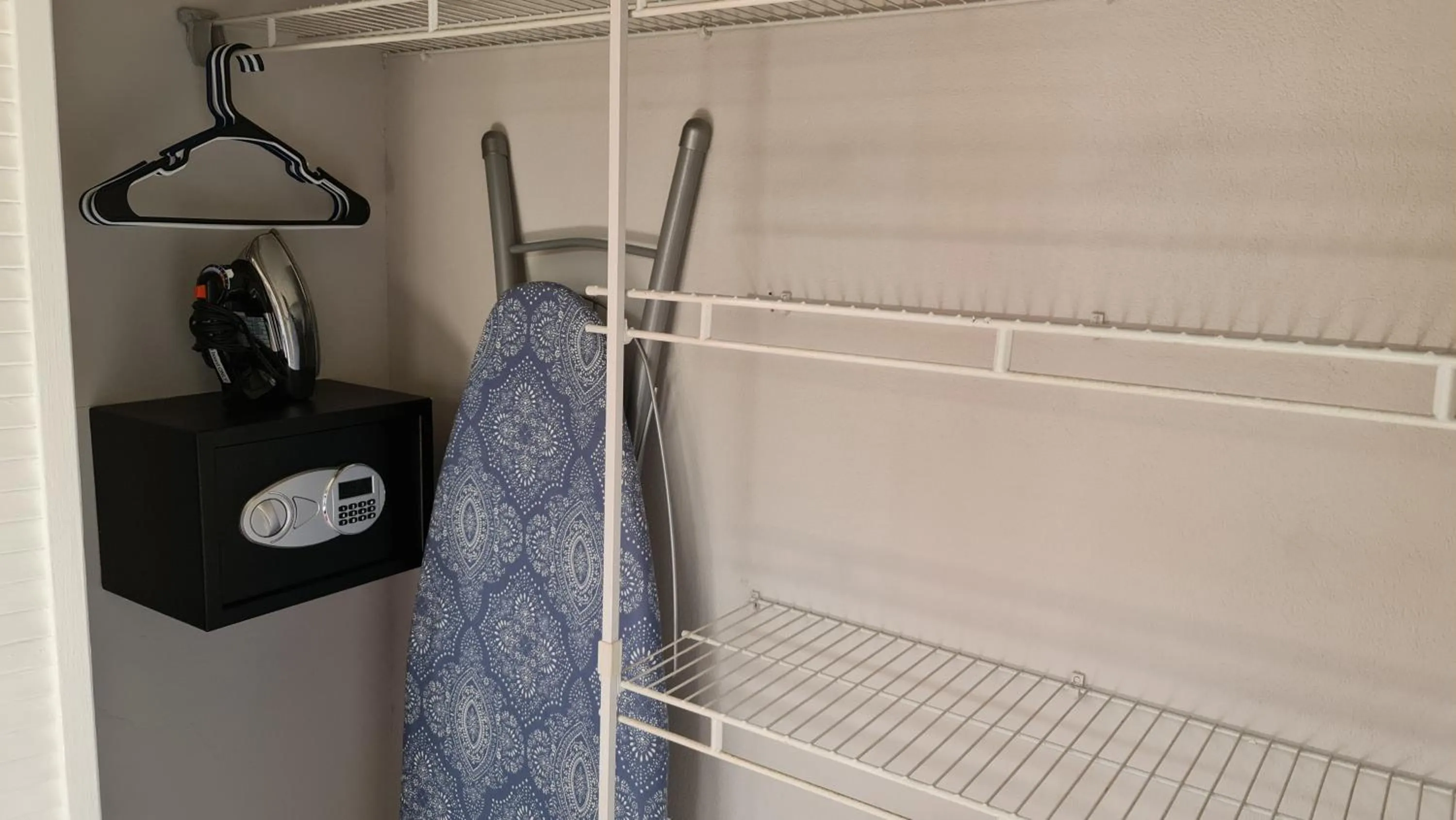 furniture in Casa Pinto Guest Apartment