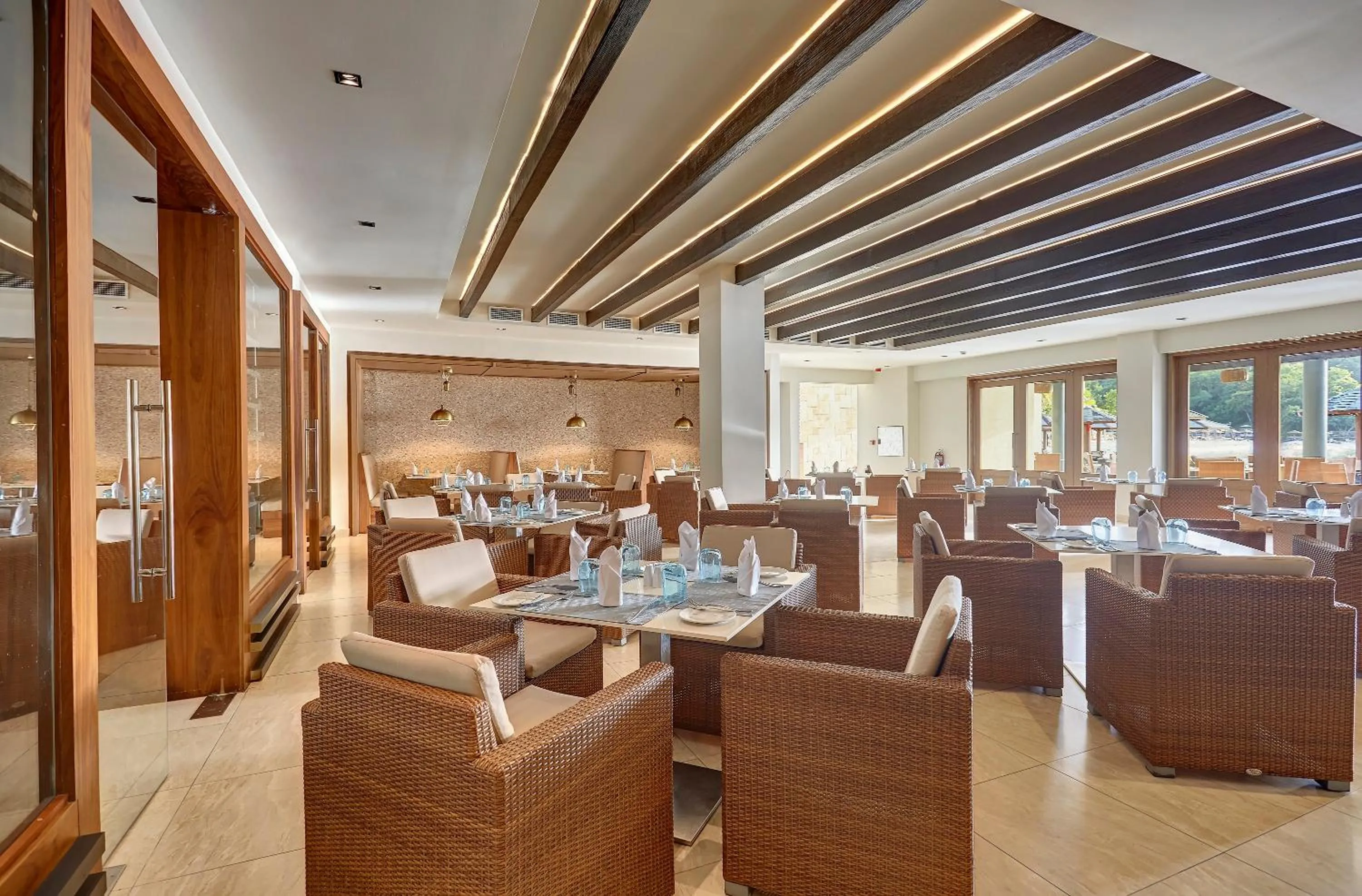 Restaurant/places to eat in Royalton Hideaway Saint Lucia, An Autograph Collection All-Inclusive Resort - Adults Only