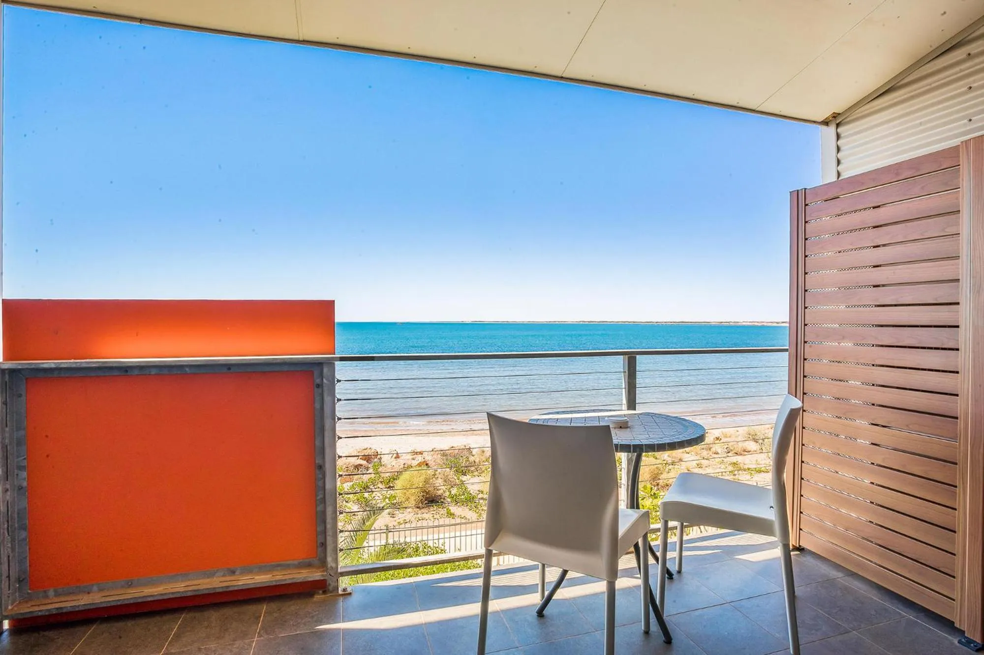 Balcony/Terrace in Onslow Beach Resort