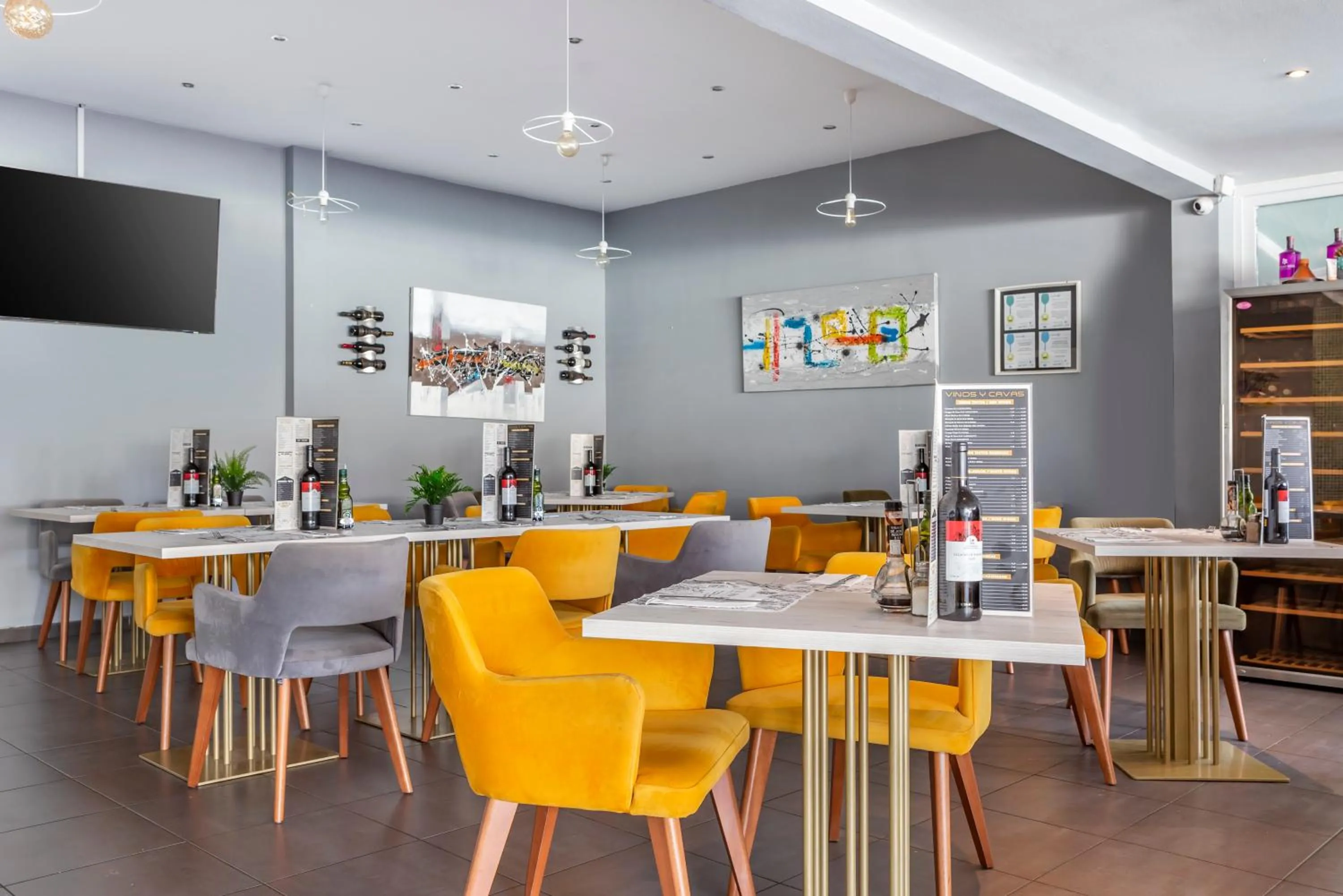 Restaurant/places to eat in Jardines del Sol