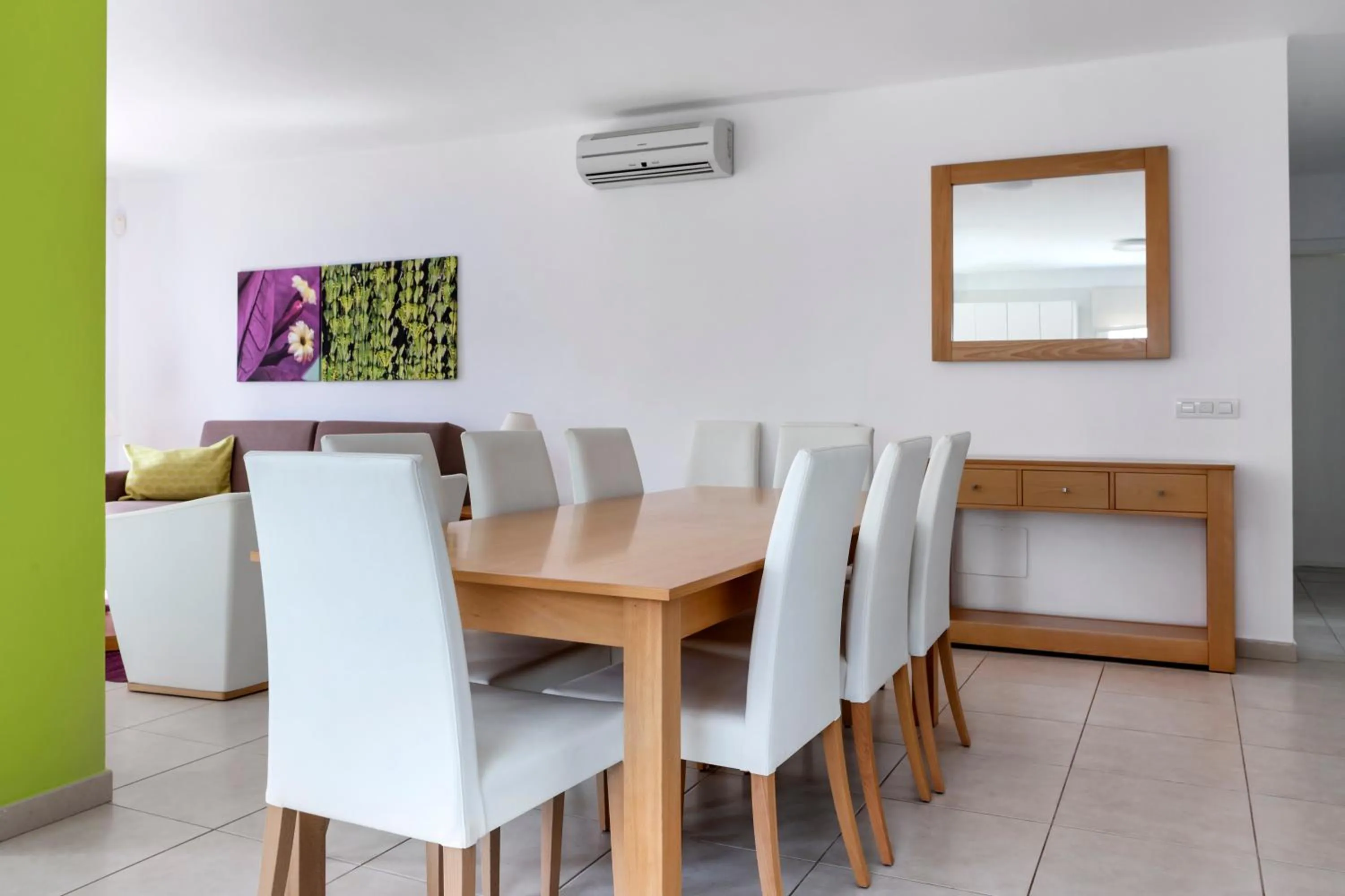 Living room in Jardines del Sol