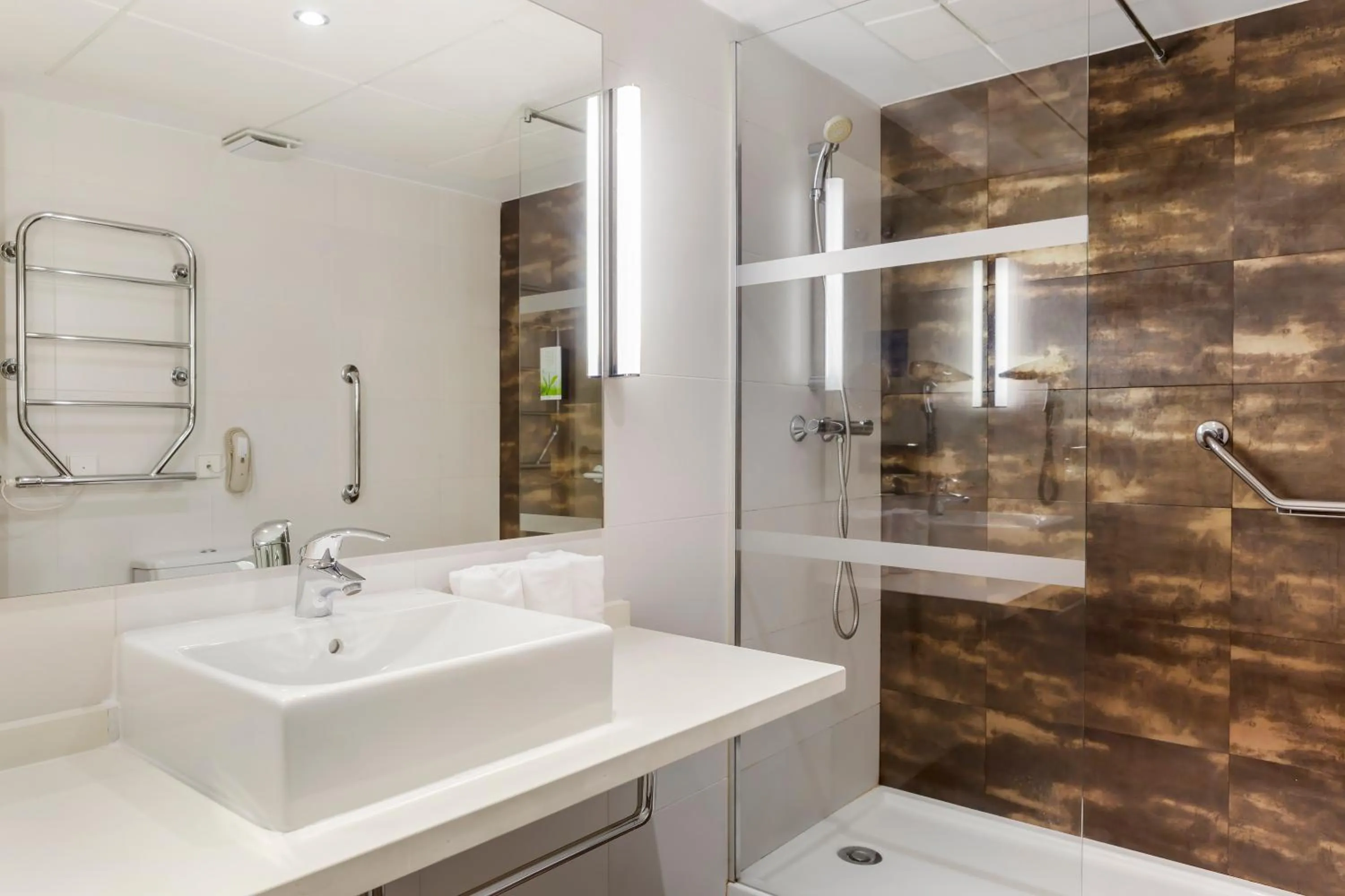 Bathroom in Los Amigos Beach Club