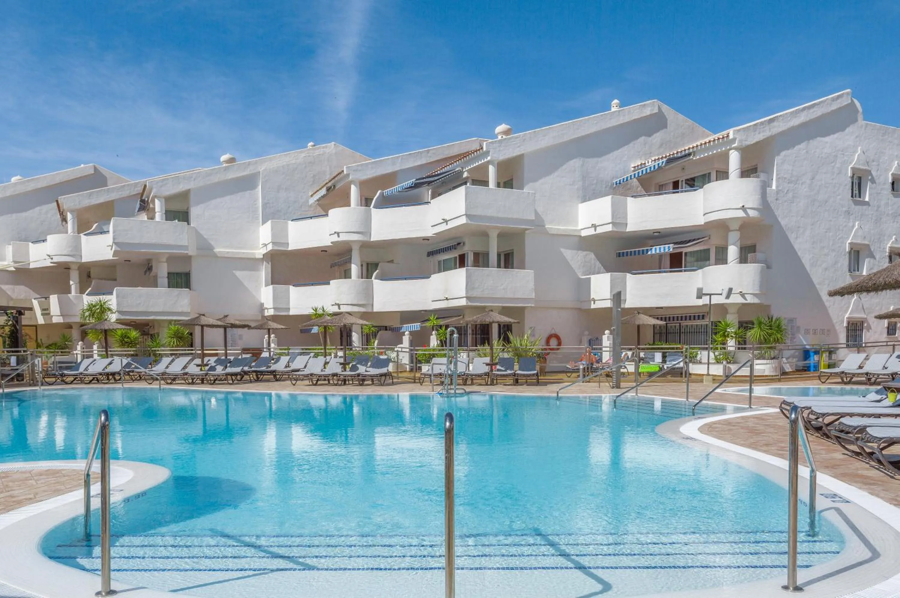 Swimming pool in Sahara Sunset
