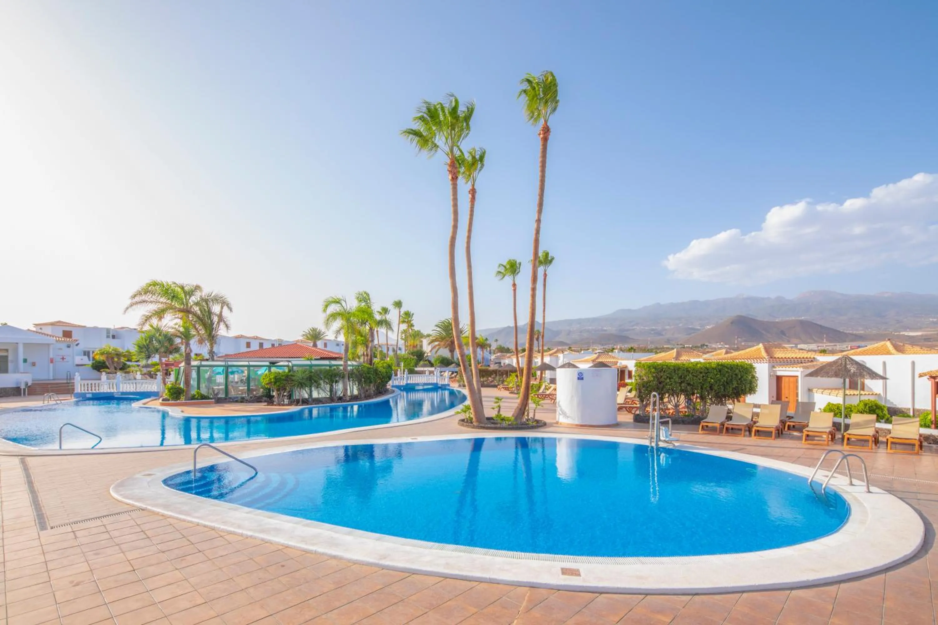 Swimming pool in Royal Tenerife Country Club
