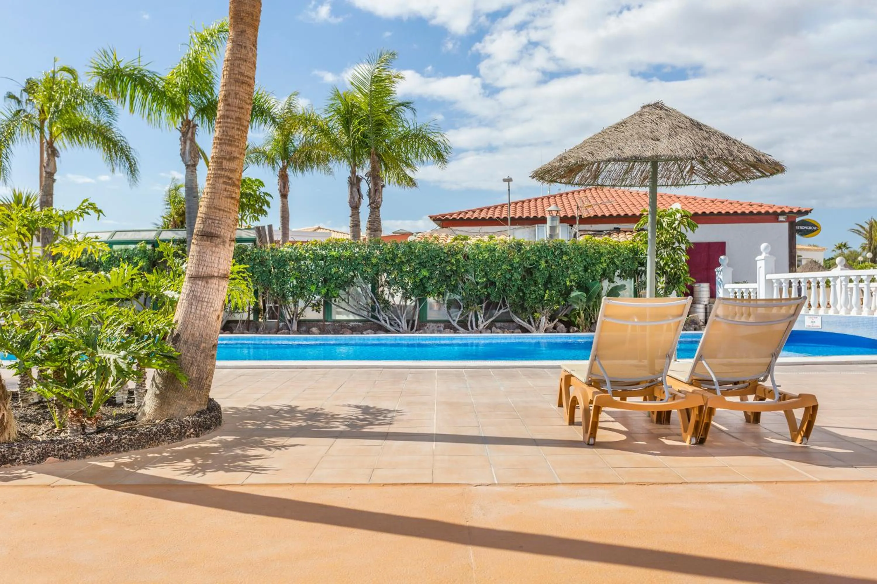 Swimming pool in Royal Tenerife Country Club