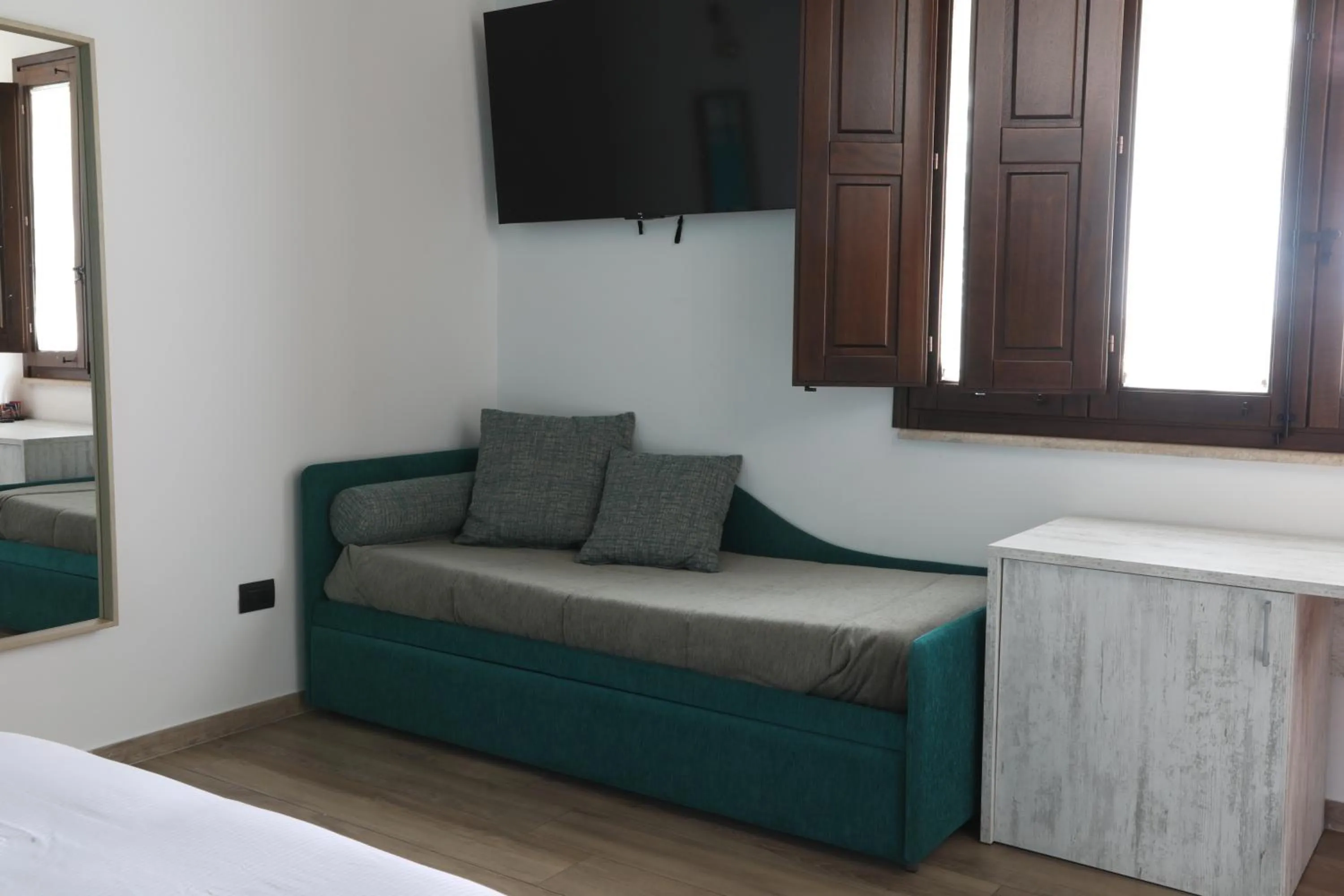 TV and multimedia, Bed in Casale Calabria