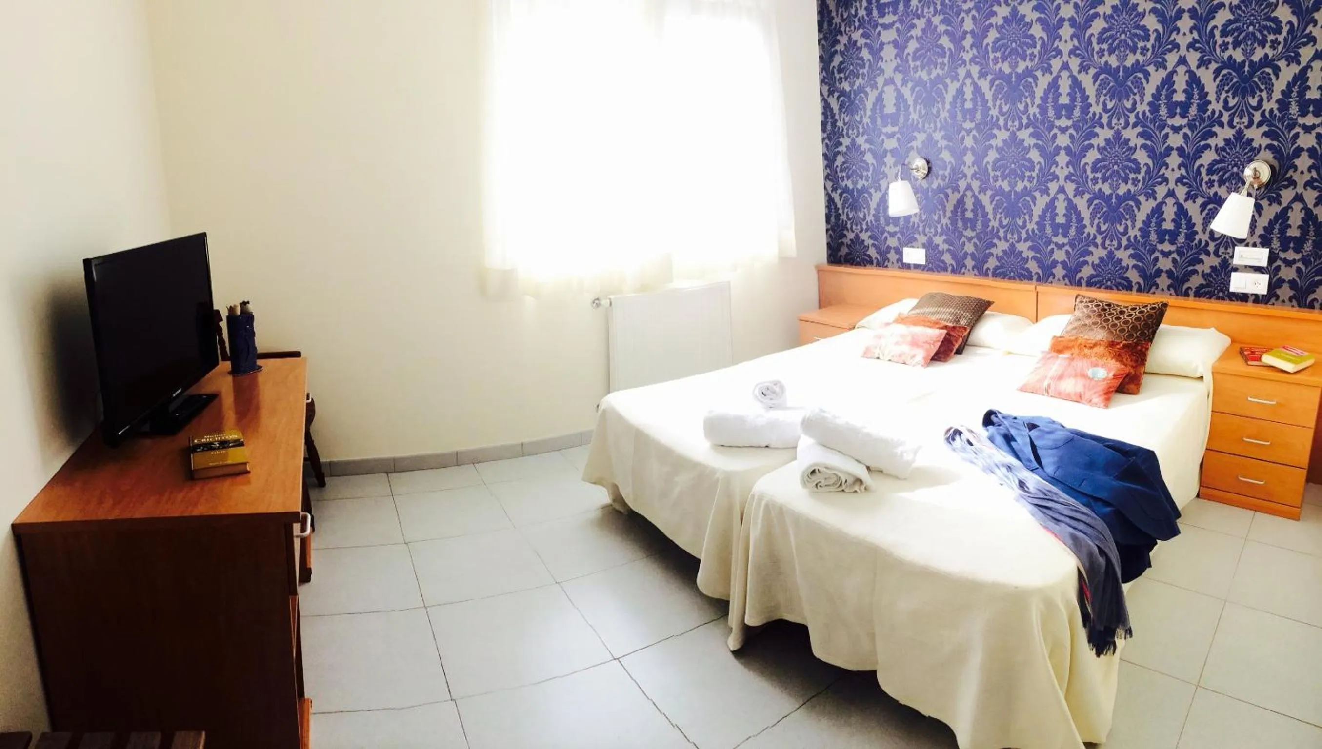 Bedroom, Bed in Hotel Casa Jurjo