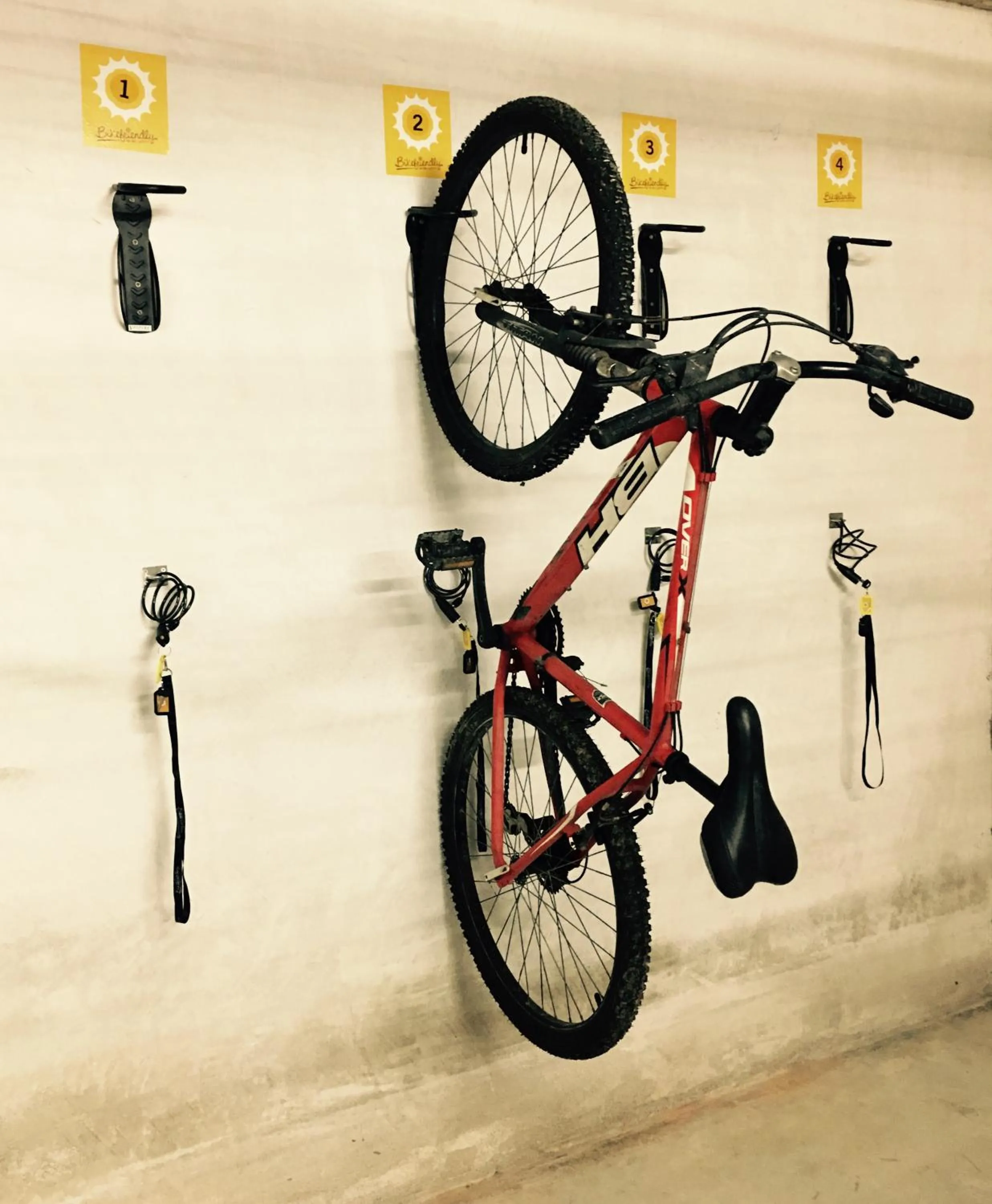 Property building in Hotel Casa Jurjo