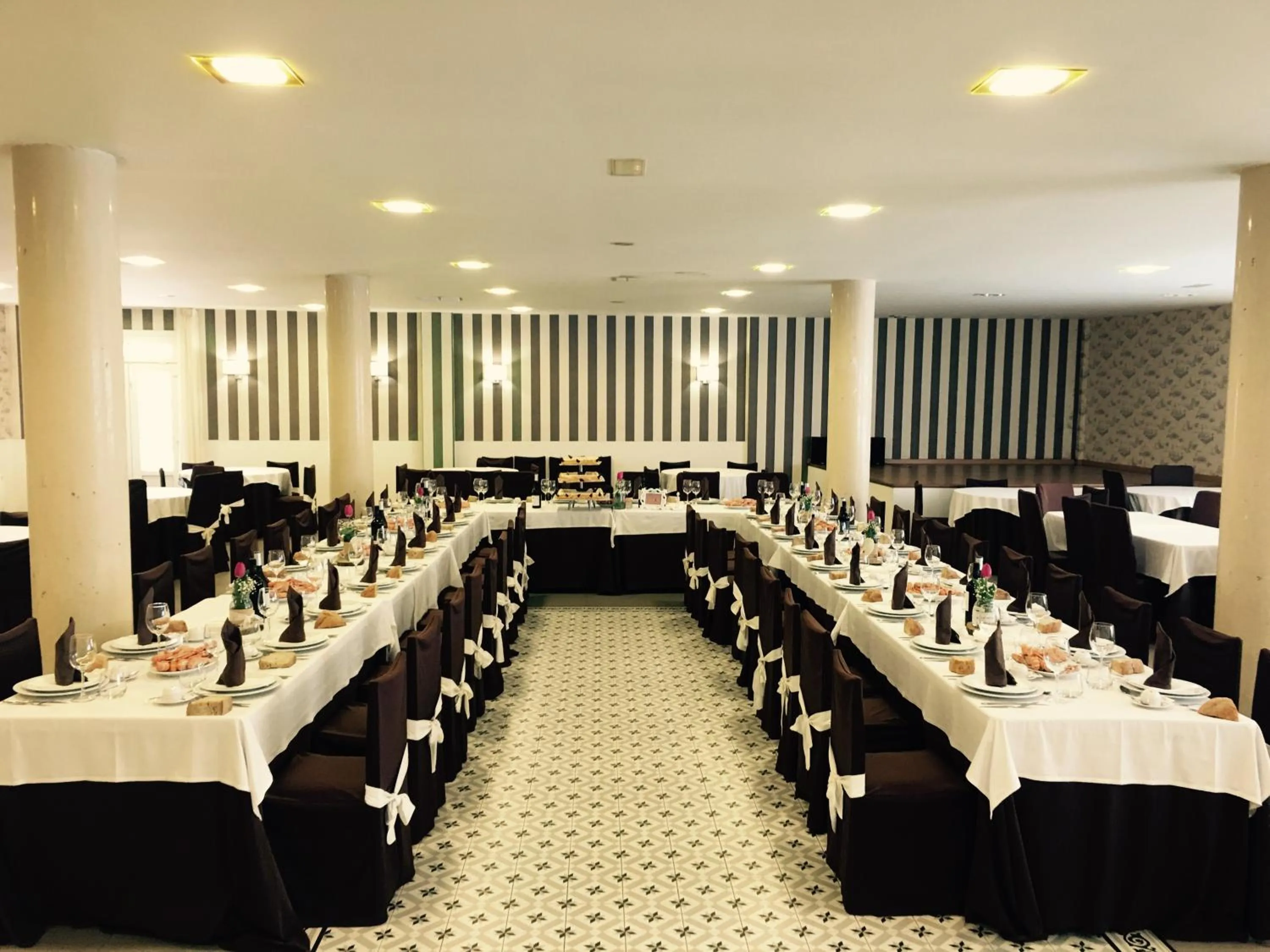 Restaurant/places to eat in Hotel Casa Jurjo