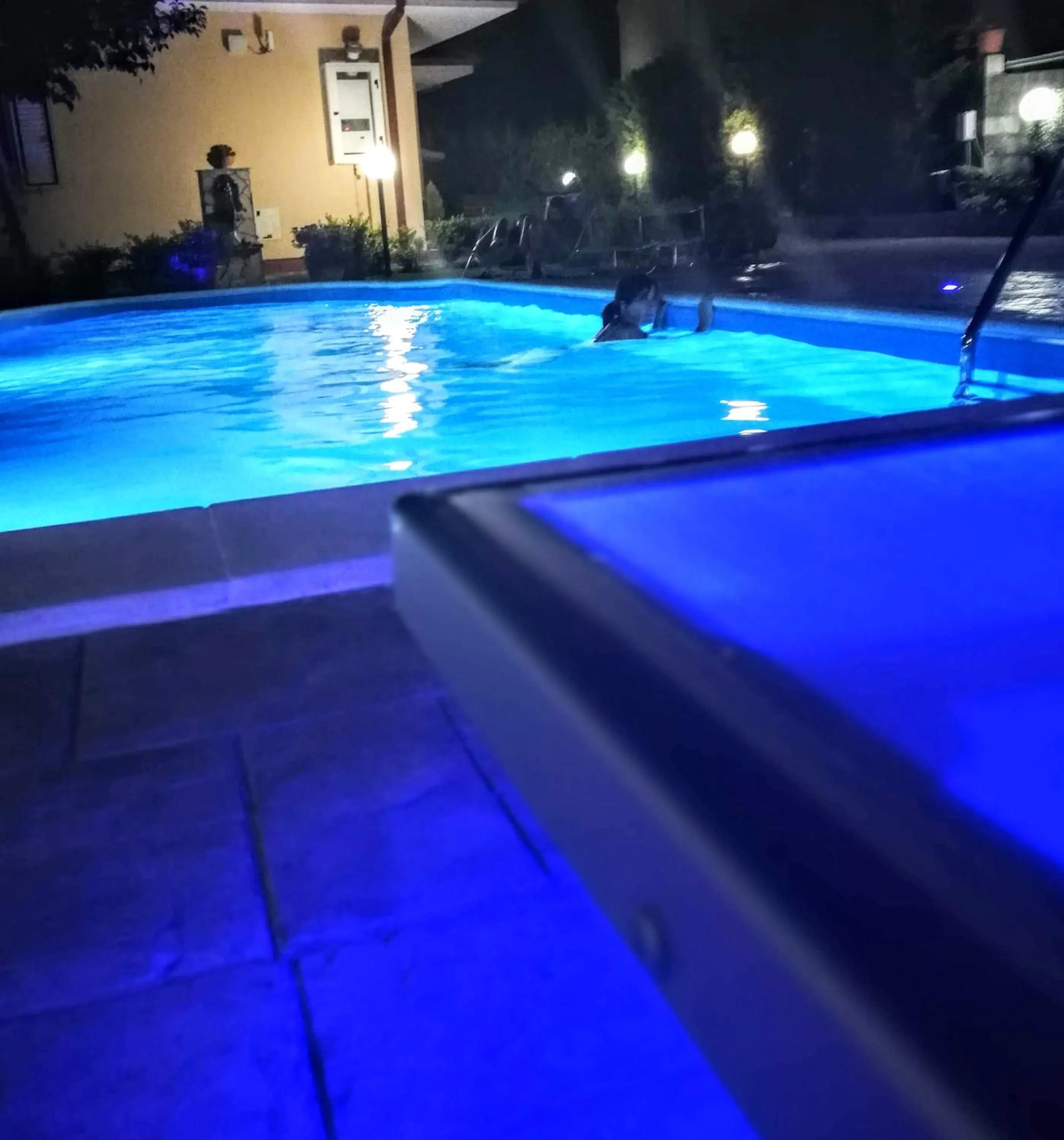 Swimming pool in La Residenza del Marchesato