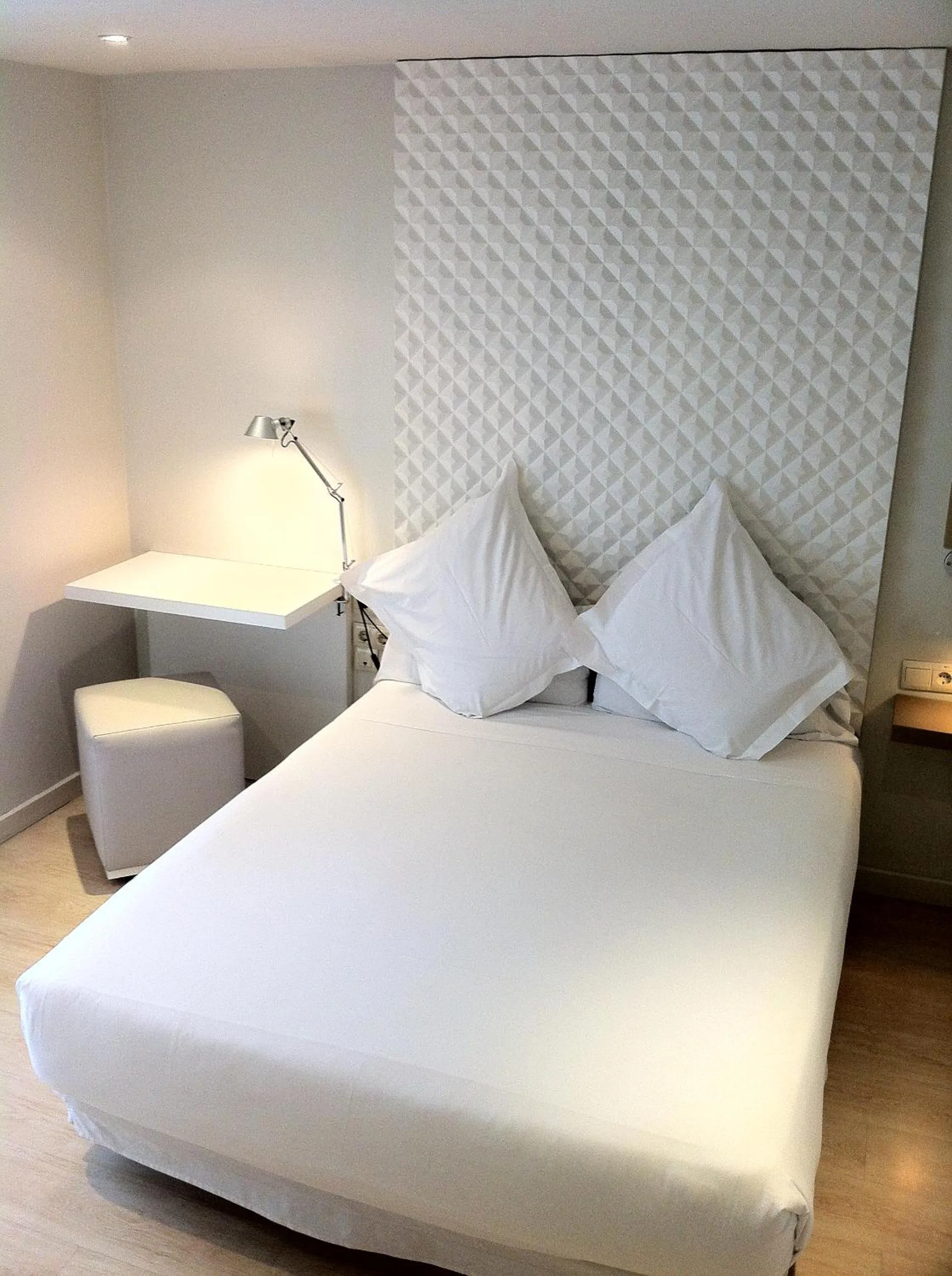 Bed in URBANSEA Atocha 113