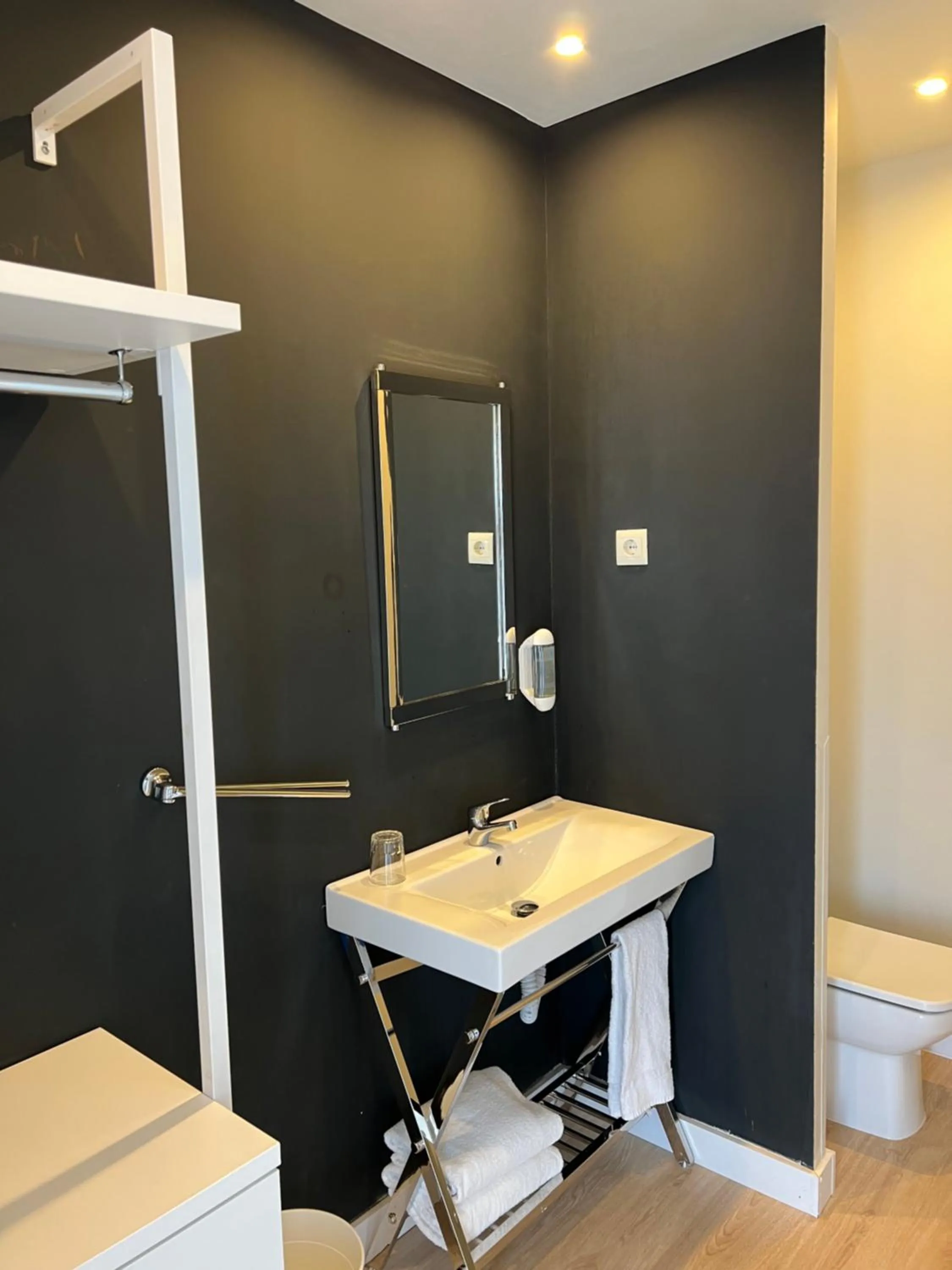 Bathroom in URBANSEA Atocha 113