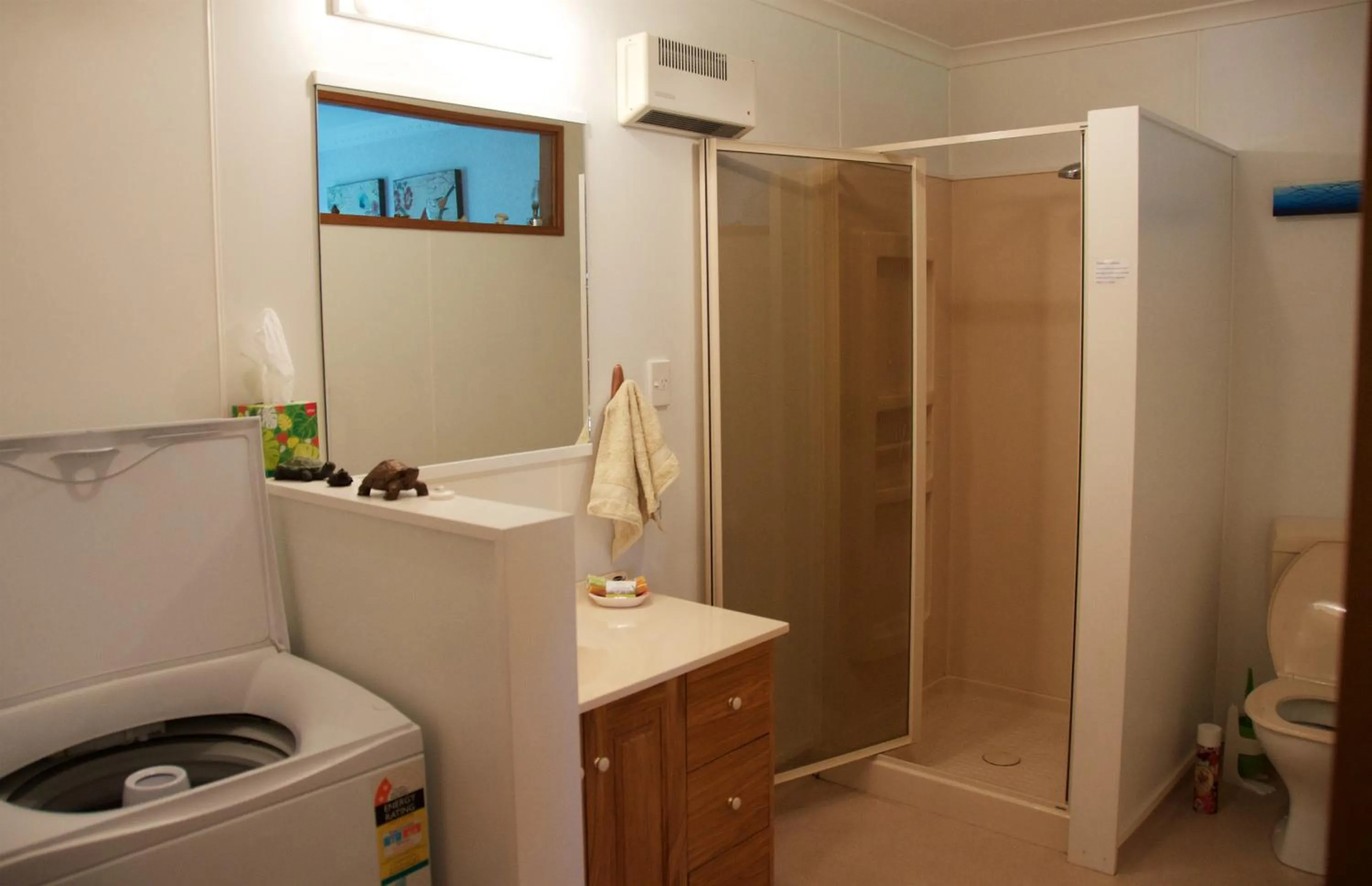 Bathroom in Llanerchymedd