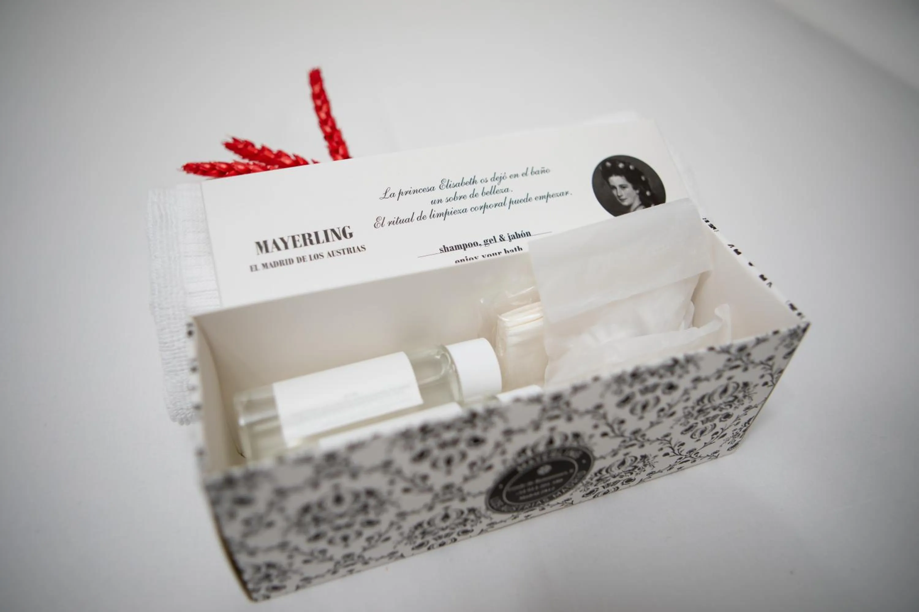 Bathroom in Mayerling Hotel