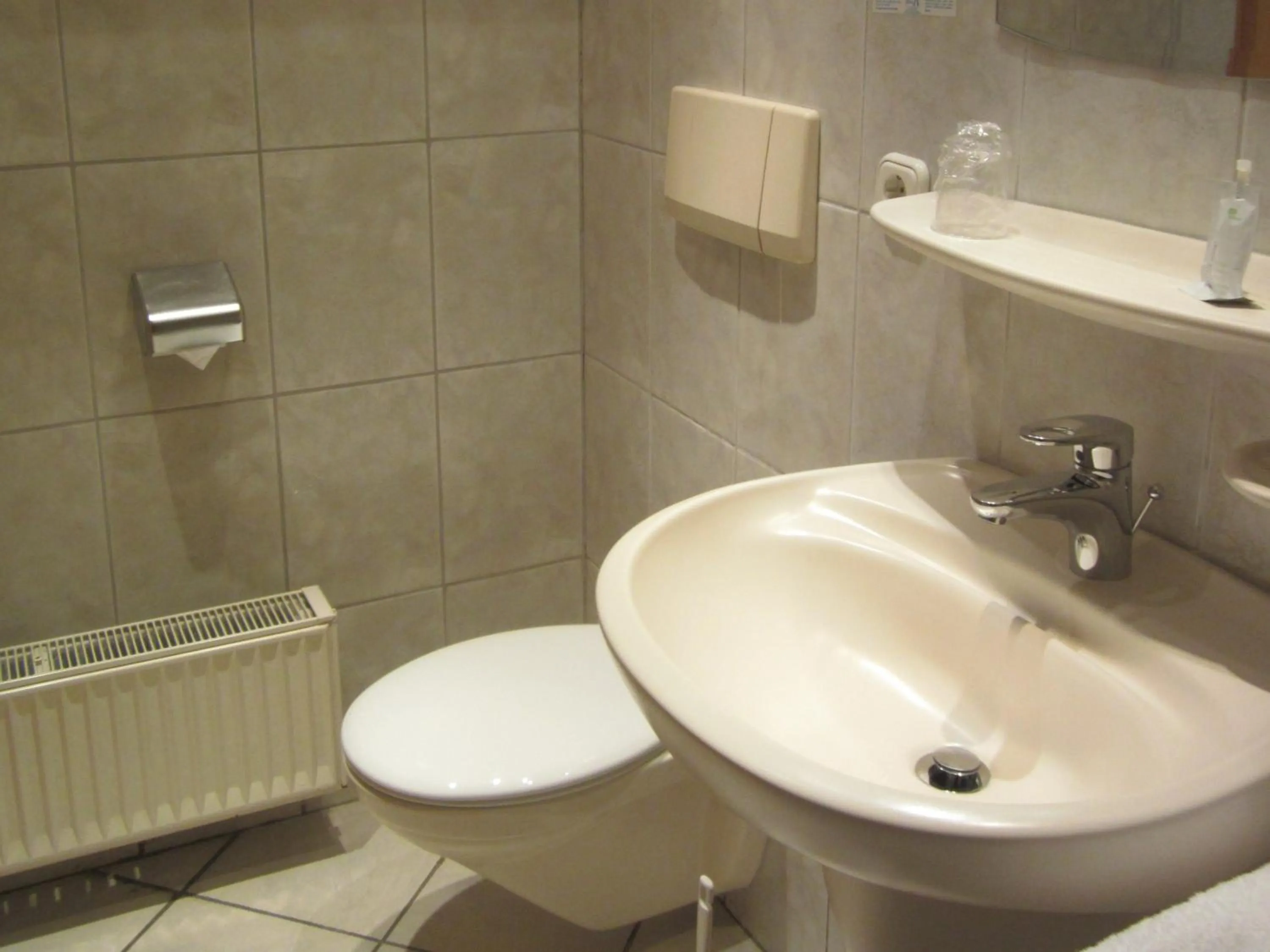 Bathroom in Landgasthof Goldene Rose