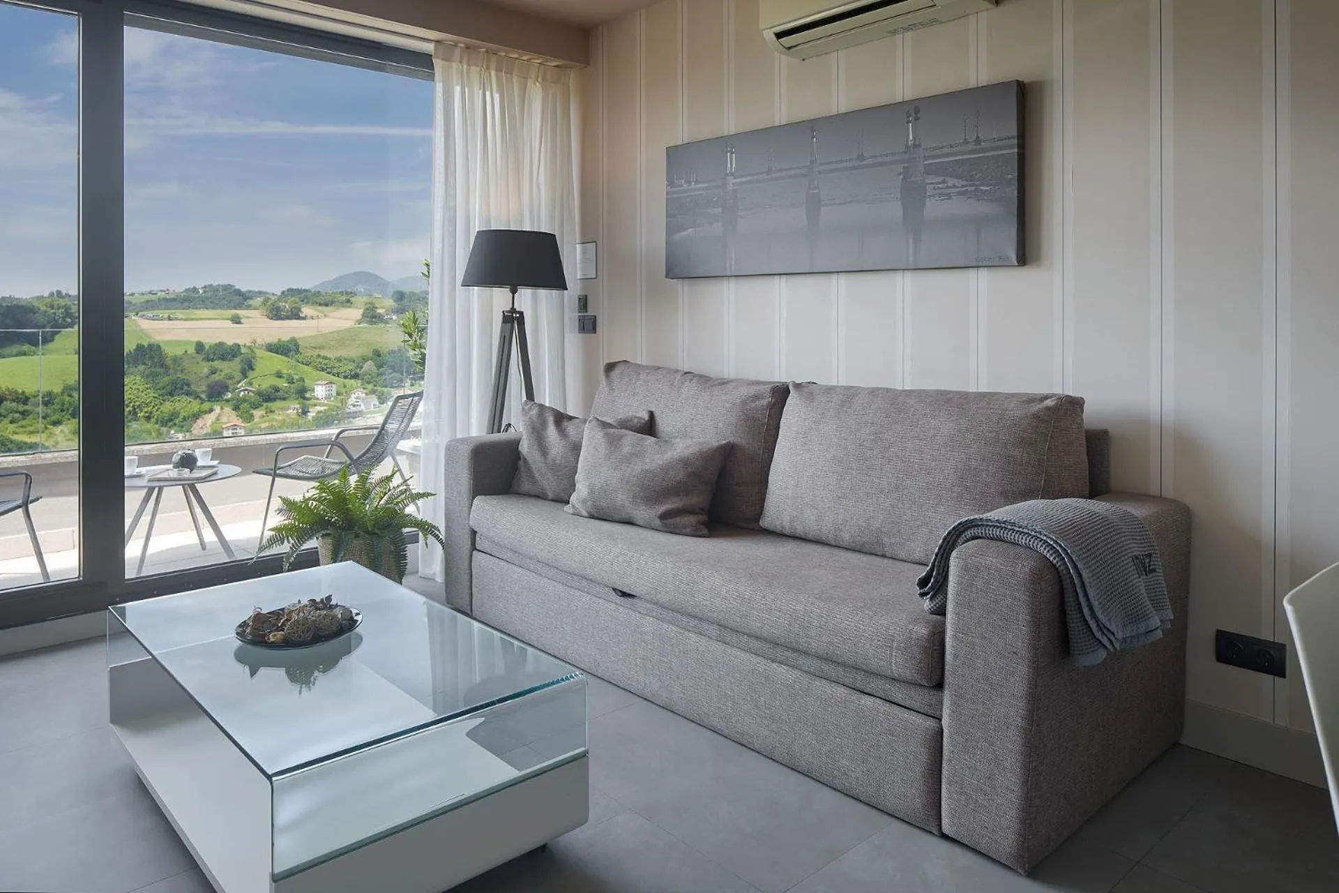 TV and multimedia in FeelFree STAYS Basoa