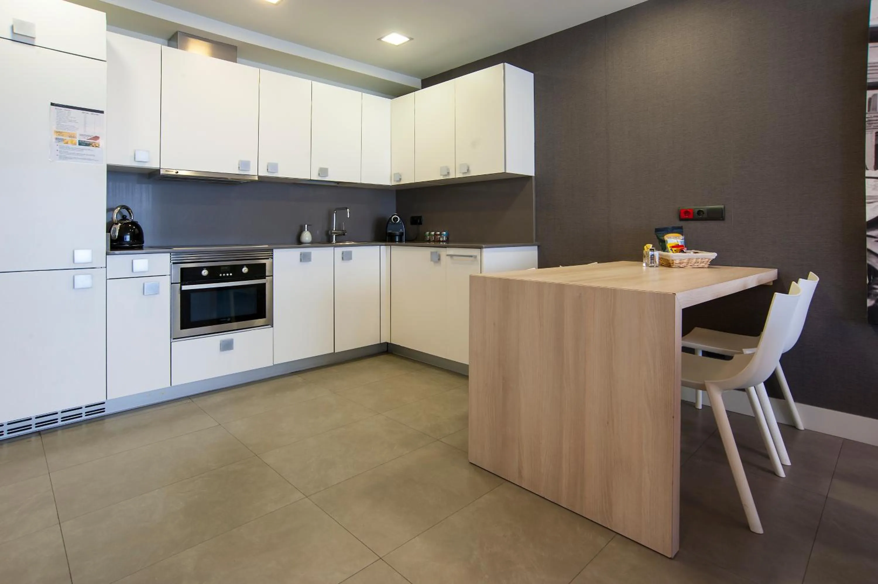 Kitchen or kitchenette in FeelFree STAYS Basoa