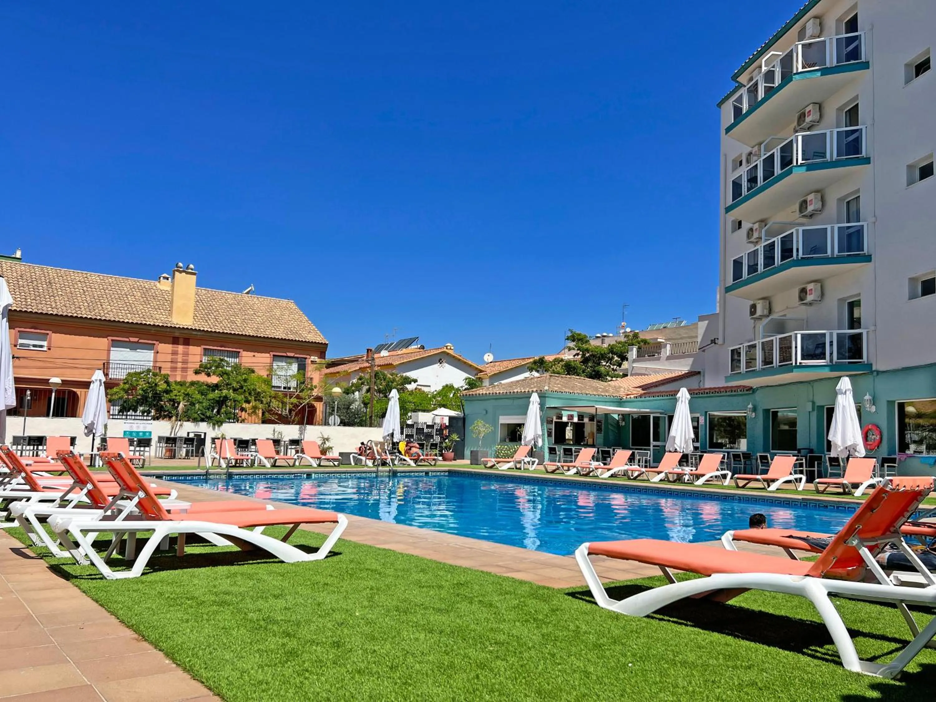 Swimming pool in Moon Dreams Fuengirola