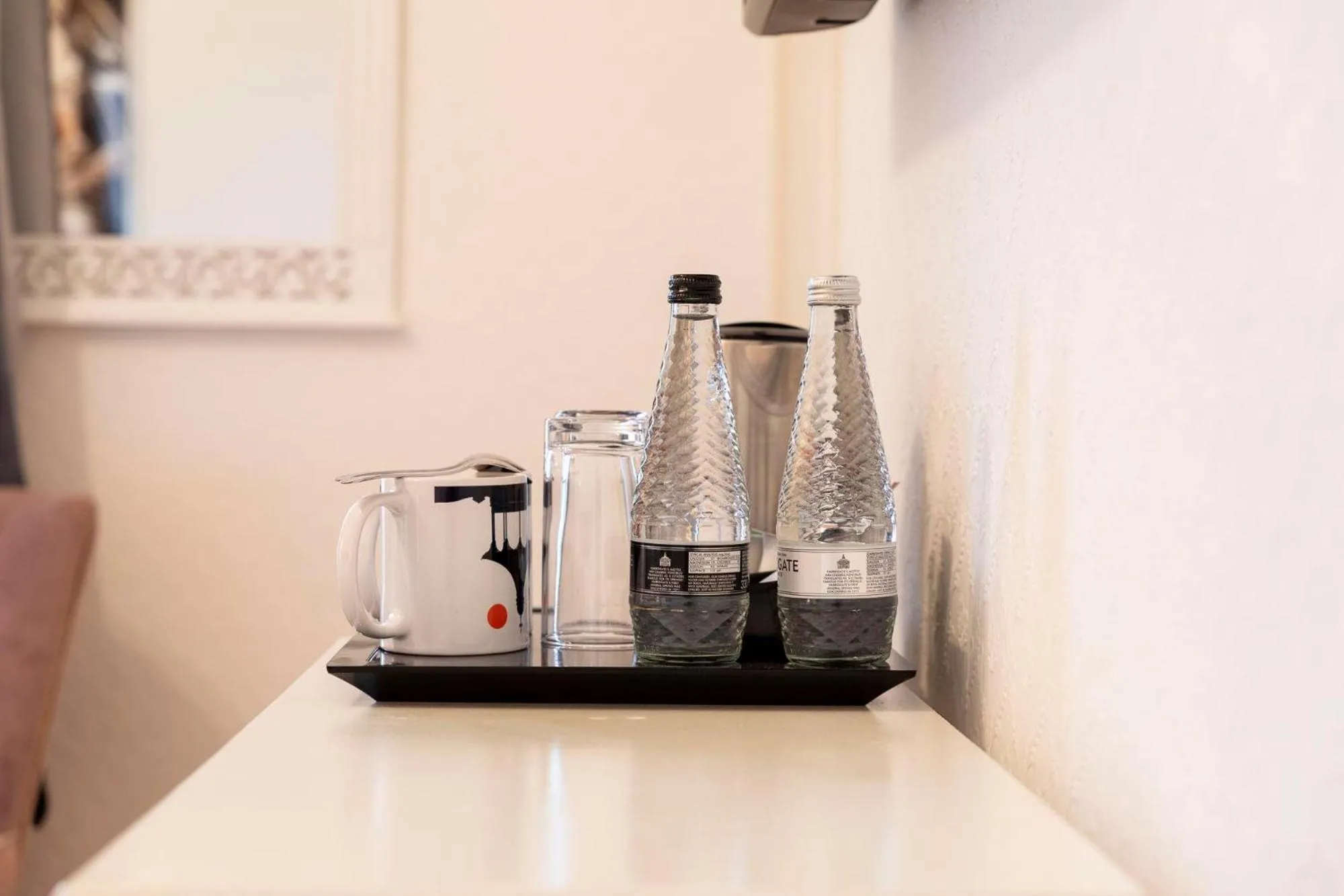 Coffee/tea facilities in Cawdor House B&B