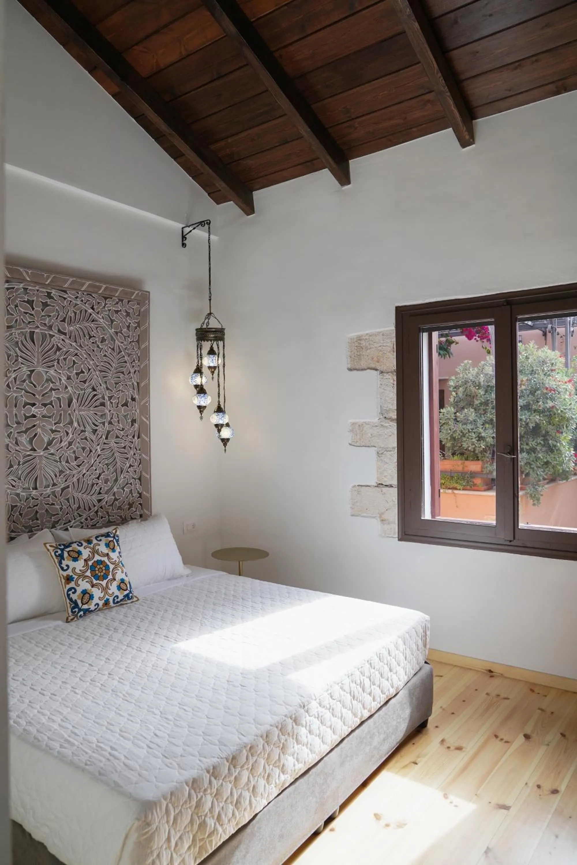 View (from property/room), Bed in Venetian Palace Chania