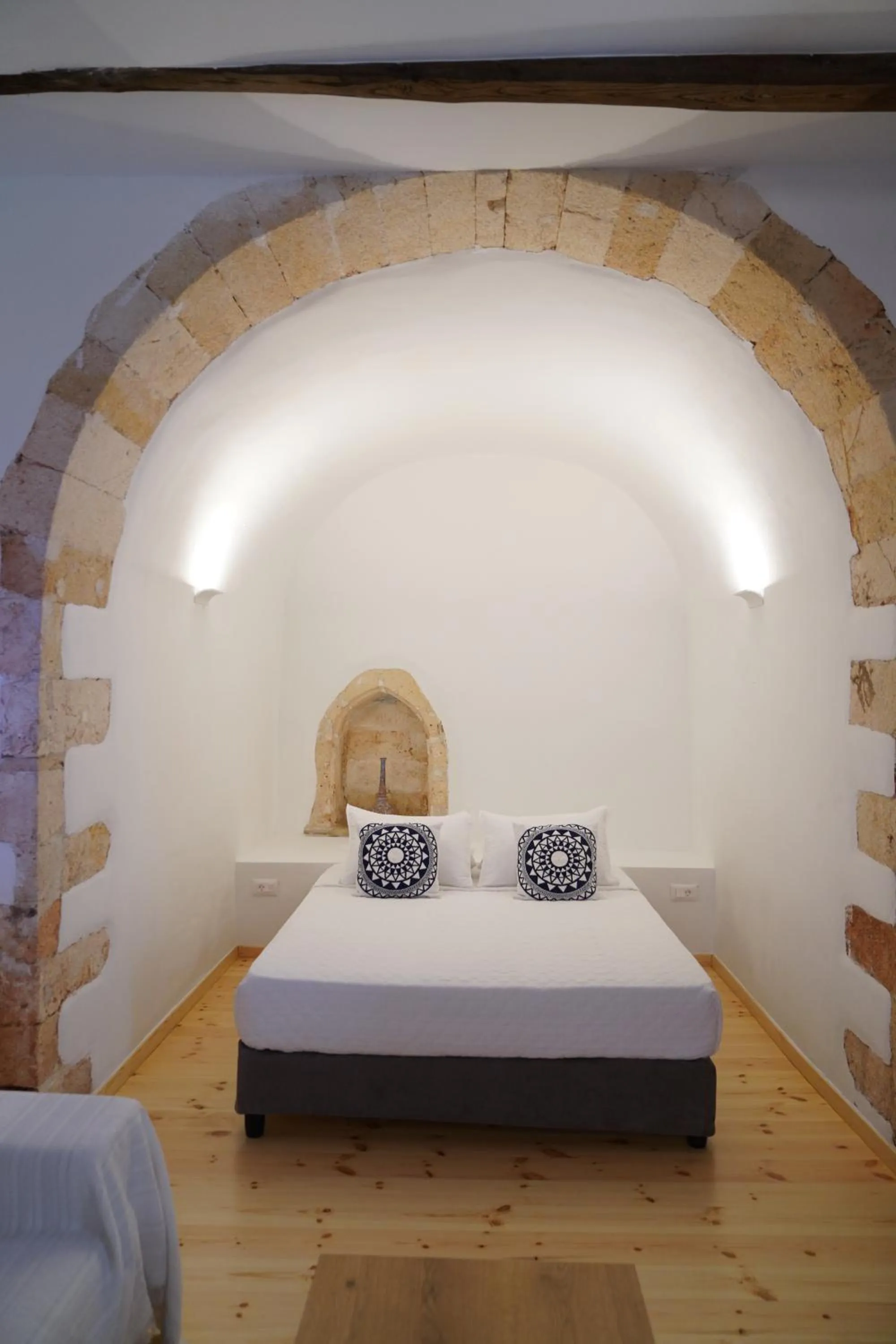 Bed in Venetian Palace Chania