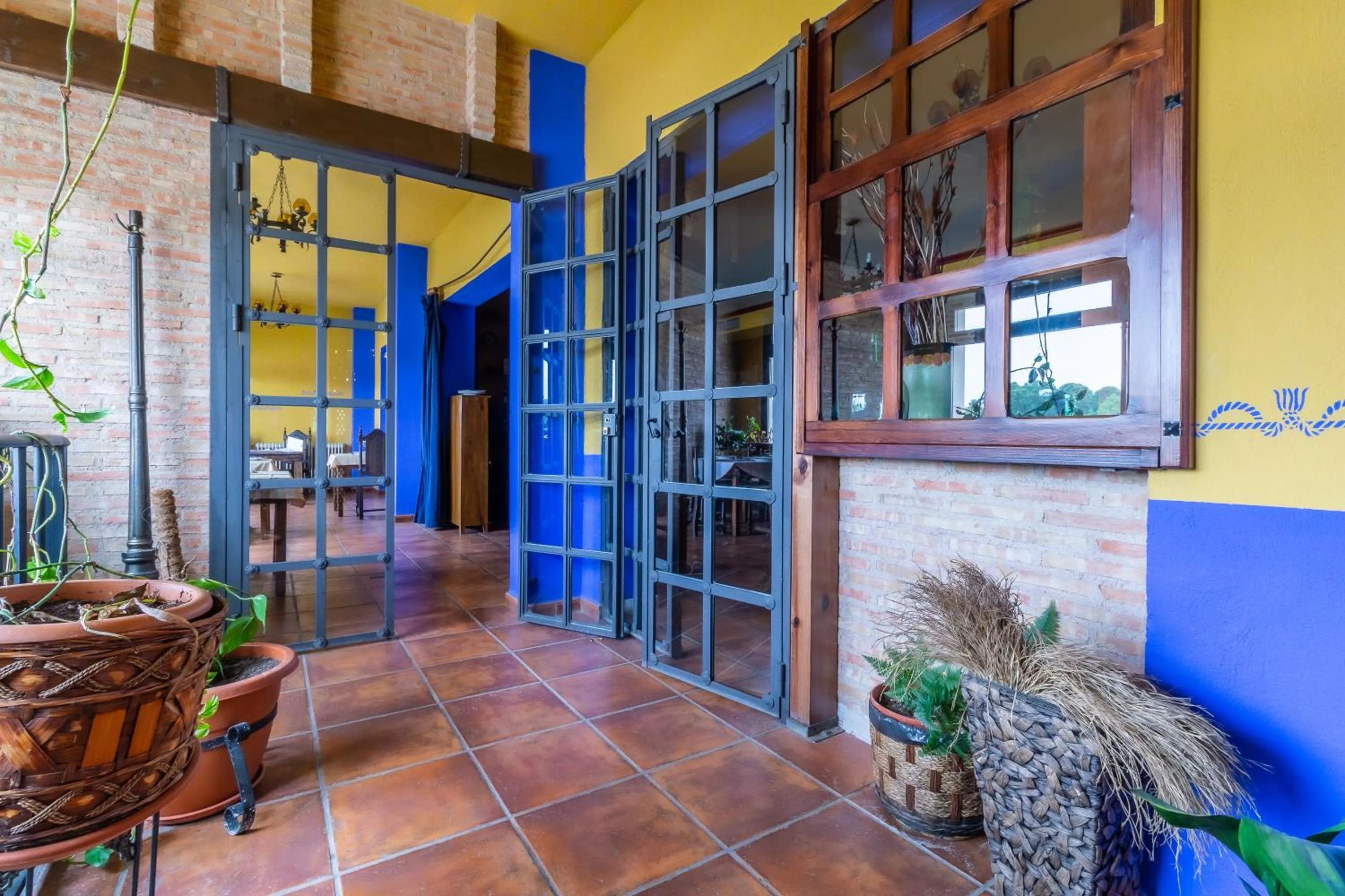 Lobby or reception in Hosteria Tierrallana by Juypehotel