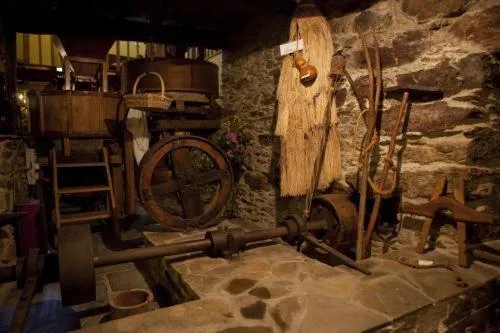 Restaurant/places to eat in O Muiño de Pena