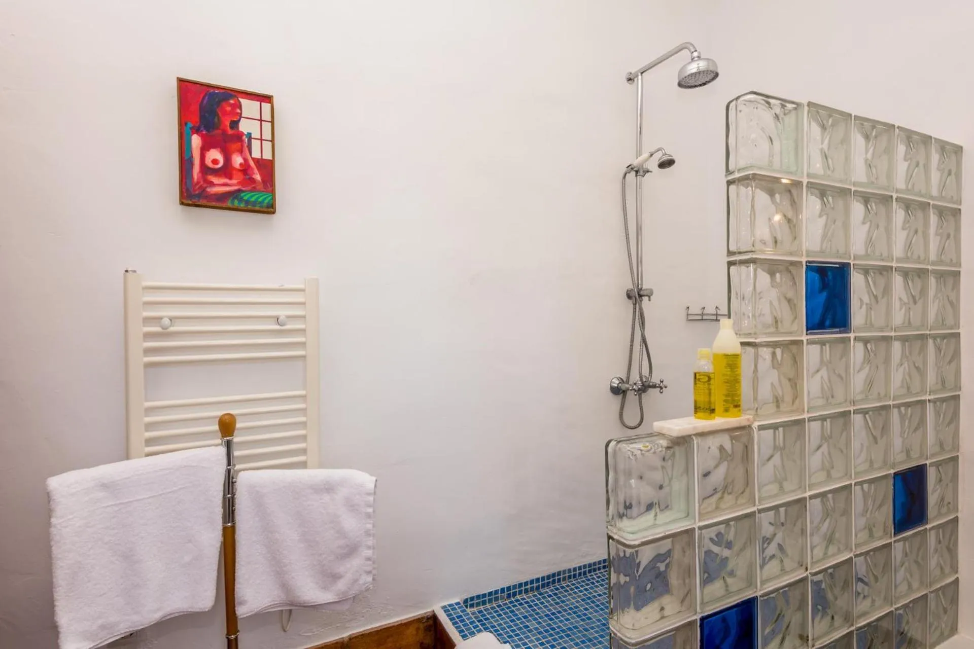 Bathroom in Hotel Los Castaños