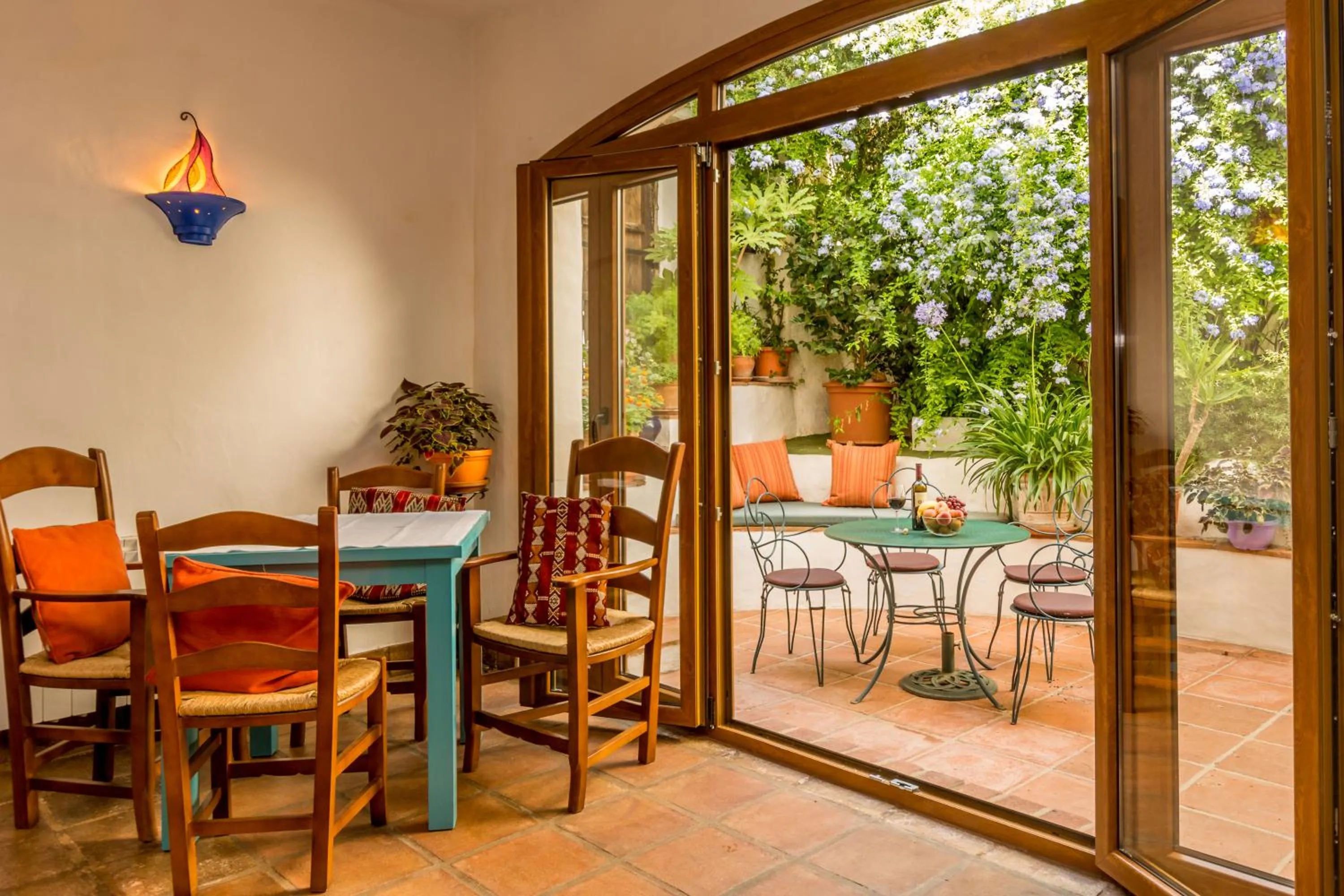 Patio in Hotel Los Castaños