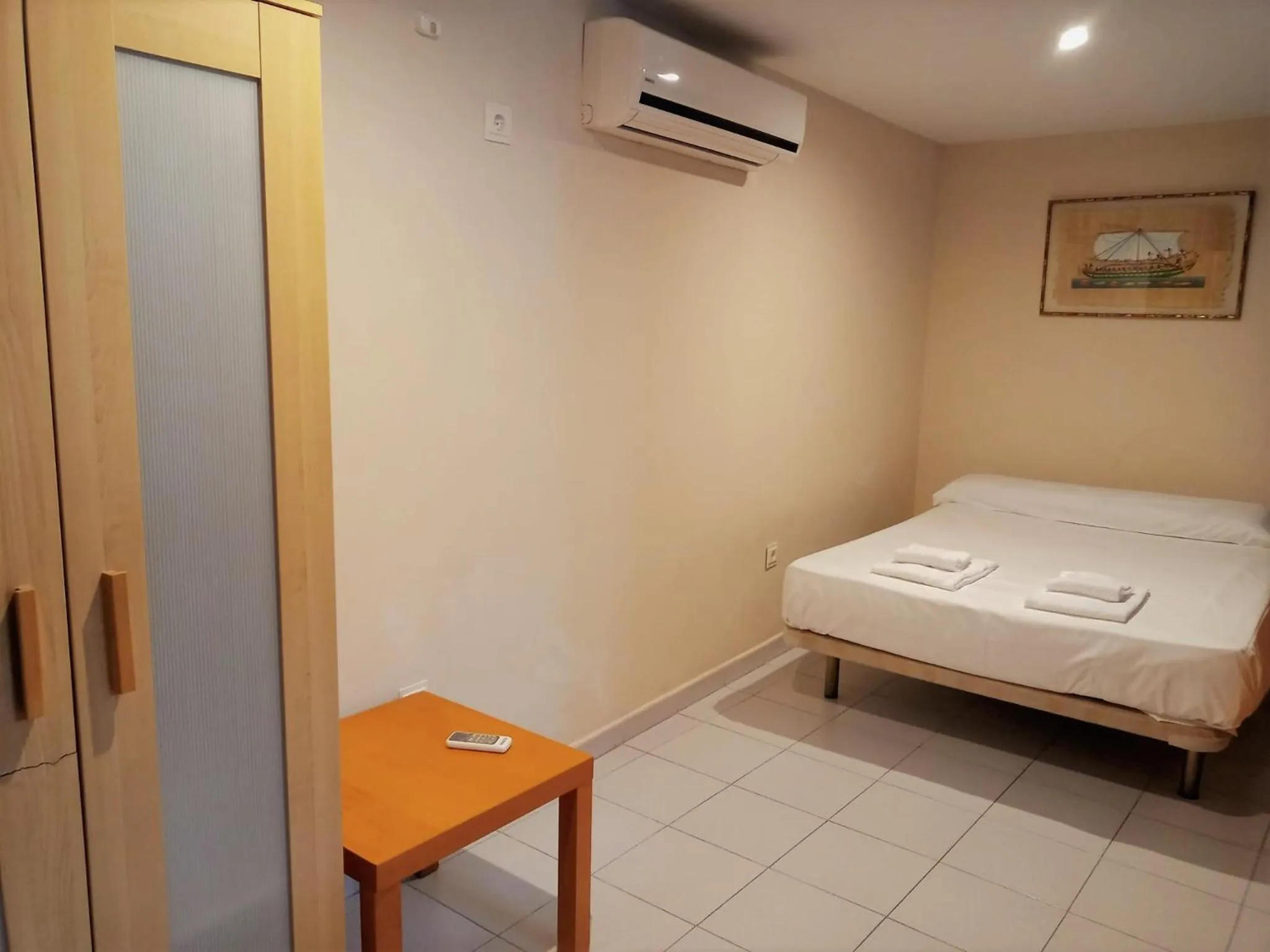 Bed in Apartamentos Larga 70