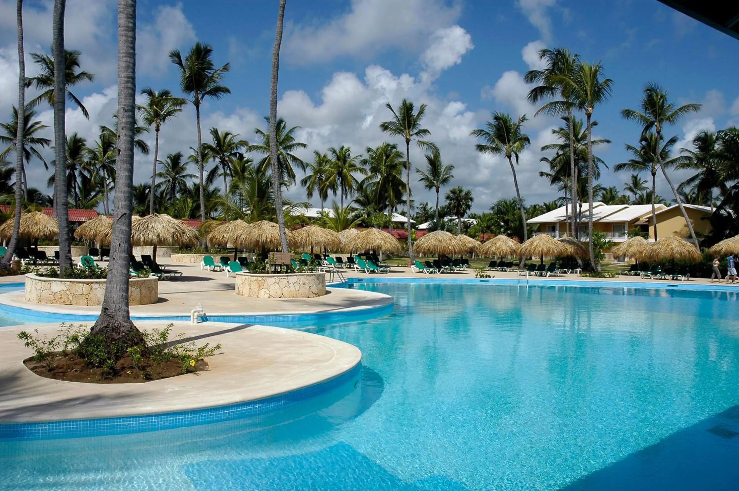 Swimming pool in Grand Palladium Bavaro Suites Resort & Spa - All Inclusive