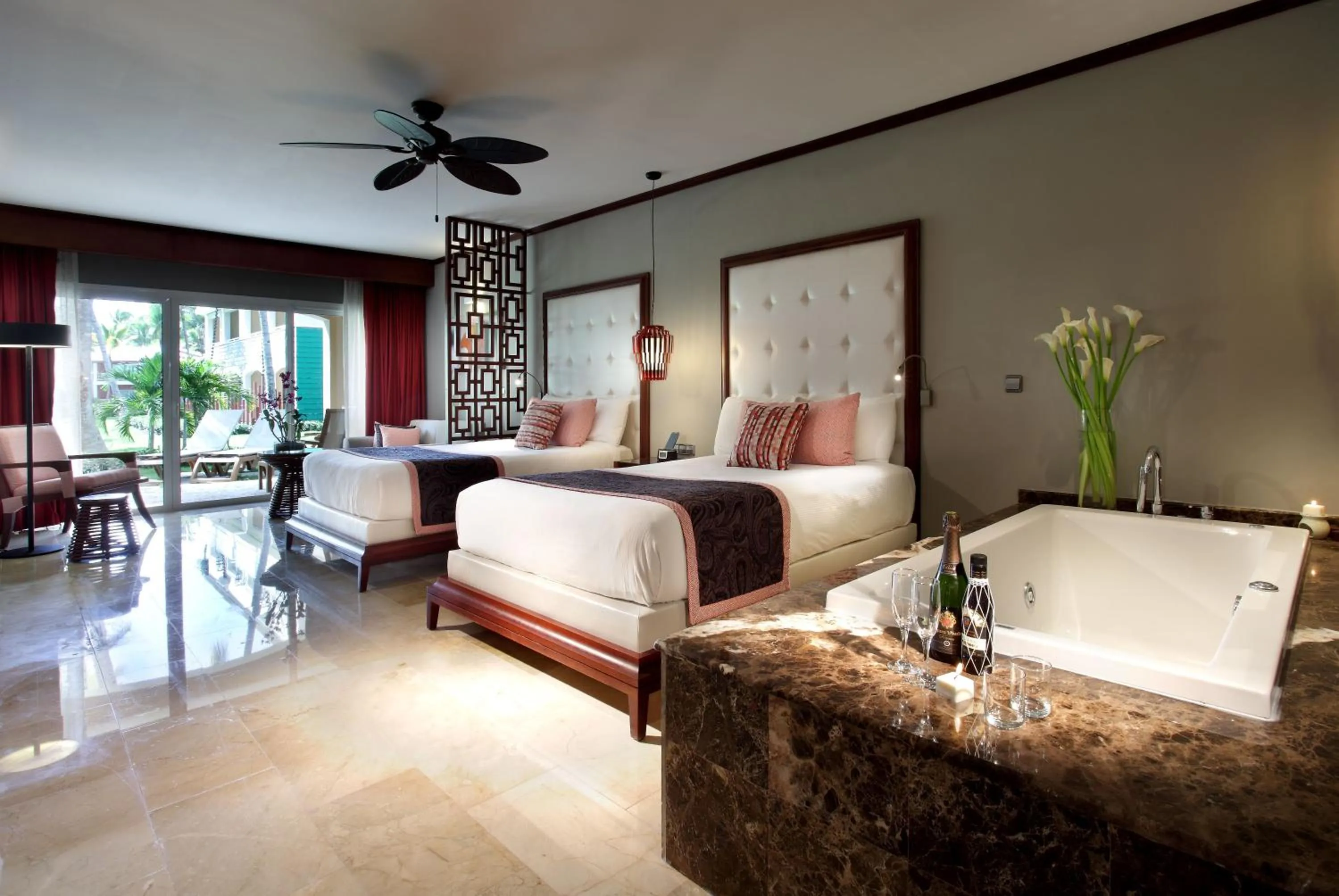 Garden, Bed in Grand Palladium Bavaro Suites Resort & Spa - All Inclusive