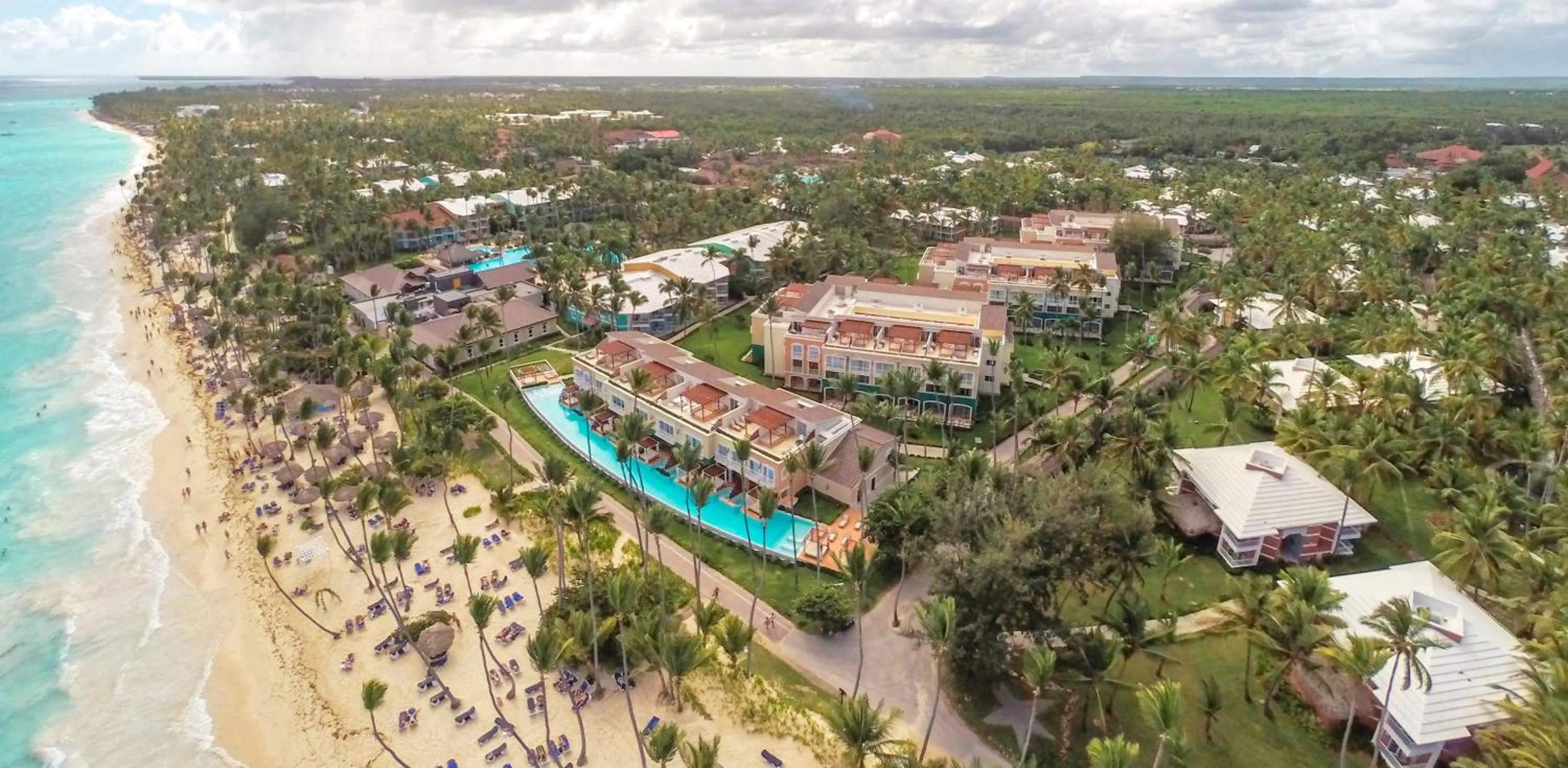 Property building in Grand Palladium Bavaro Suites Resort & Spa - All Inclusive