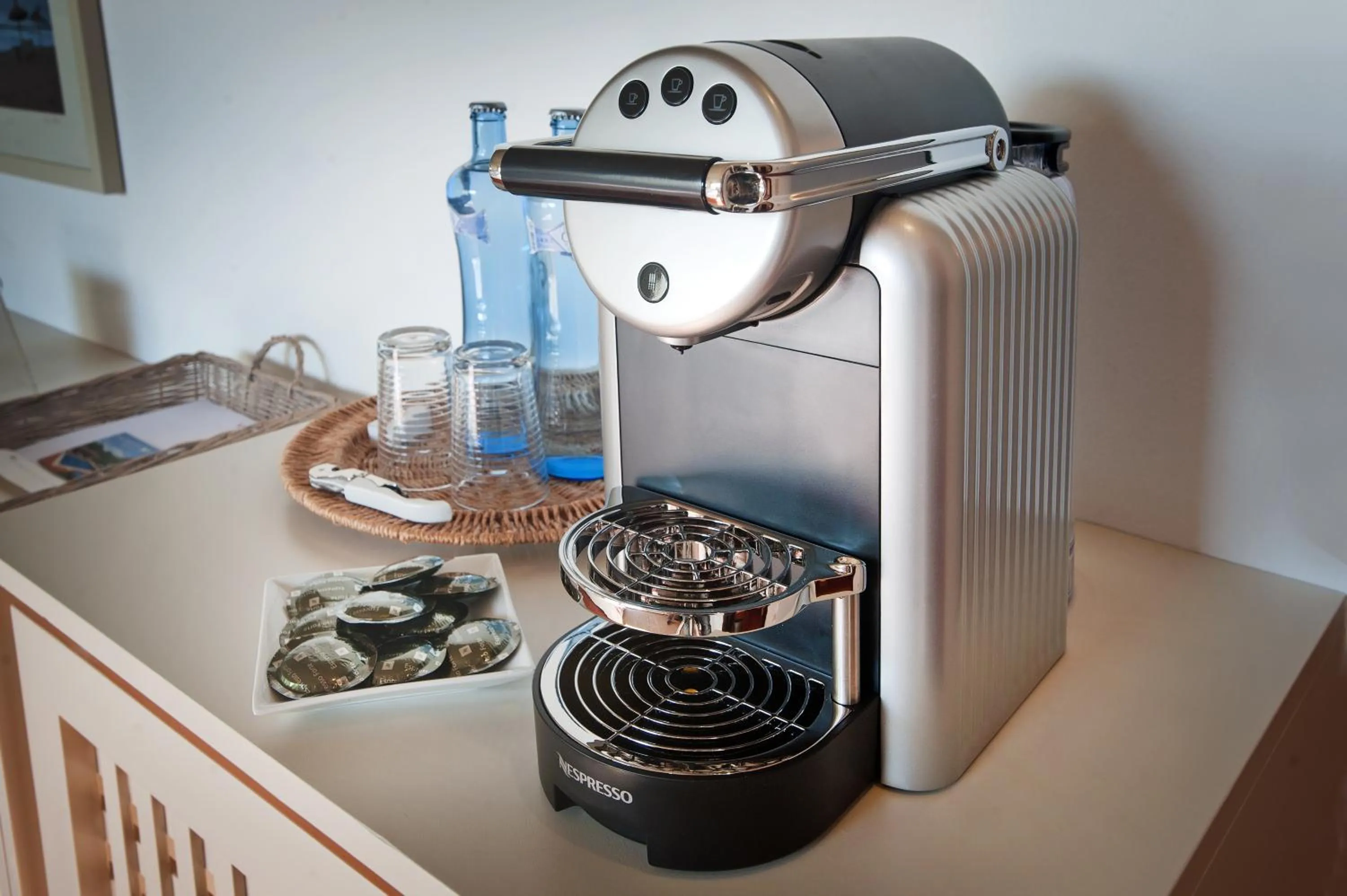 Coffee/tea facilities in Mas Falgarona Hotel Boutique & SPA