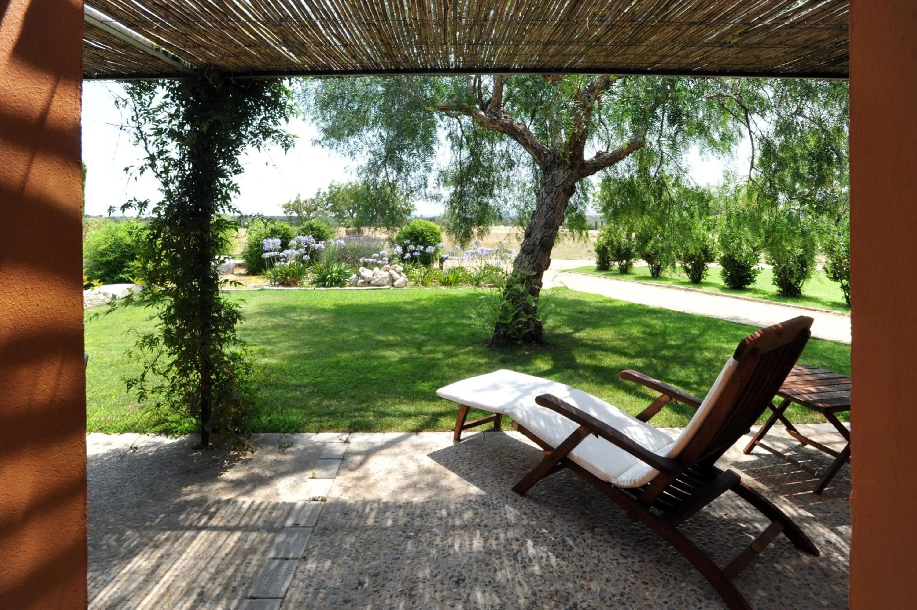 Garden in Mas Falgarona Hotel Boutique & SPA