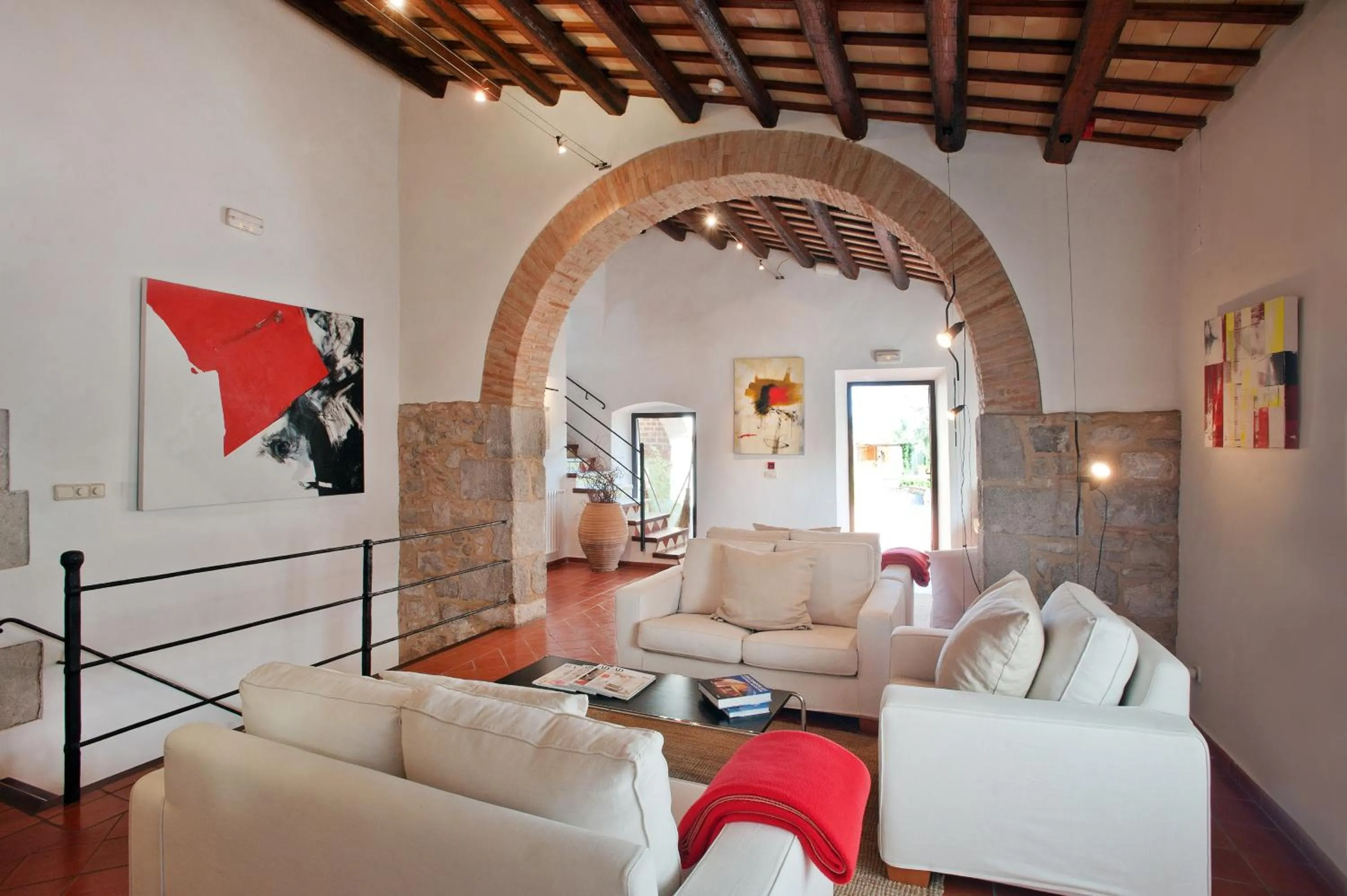 Communal lounge/ TV room in Mas Falgarona Hotel Boutique & SPA