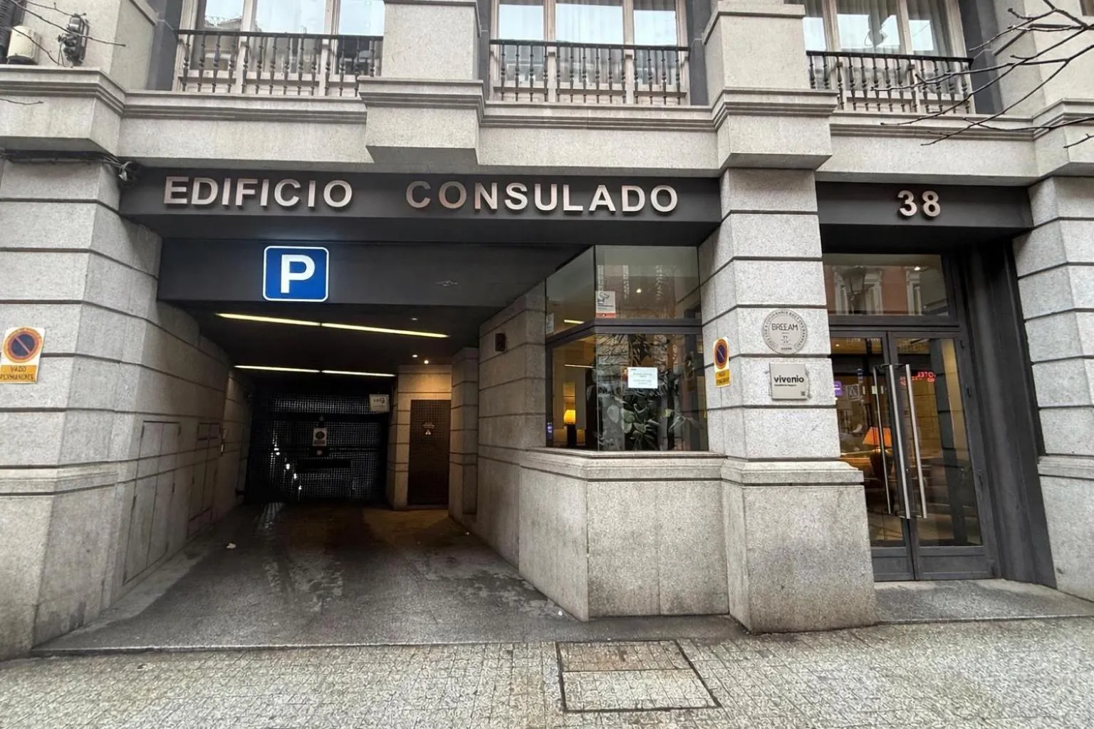 Parking in Hostal Atocha Almudena Martín