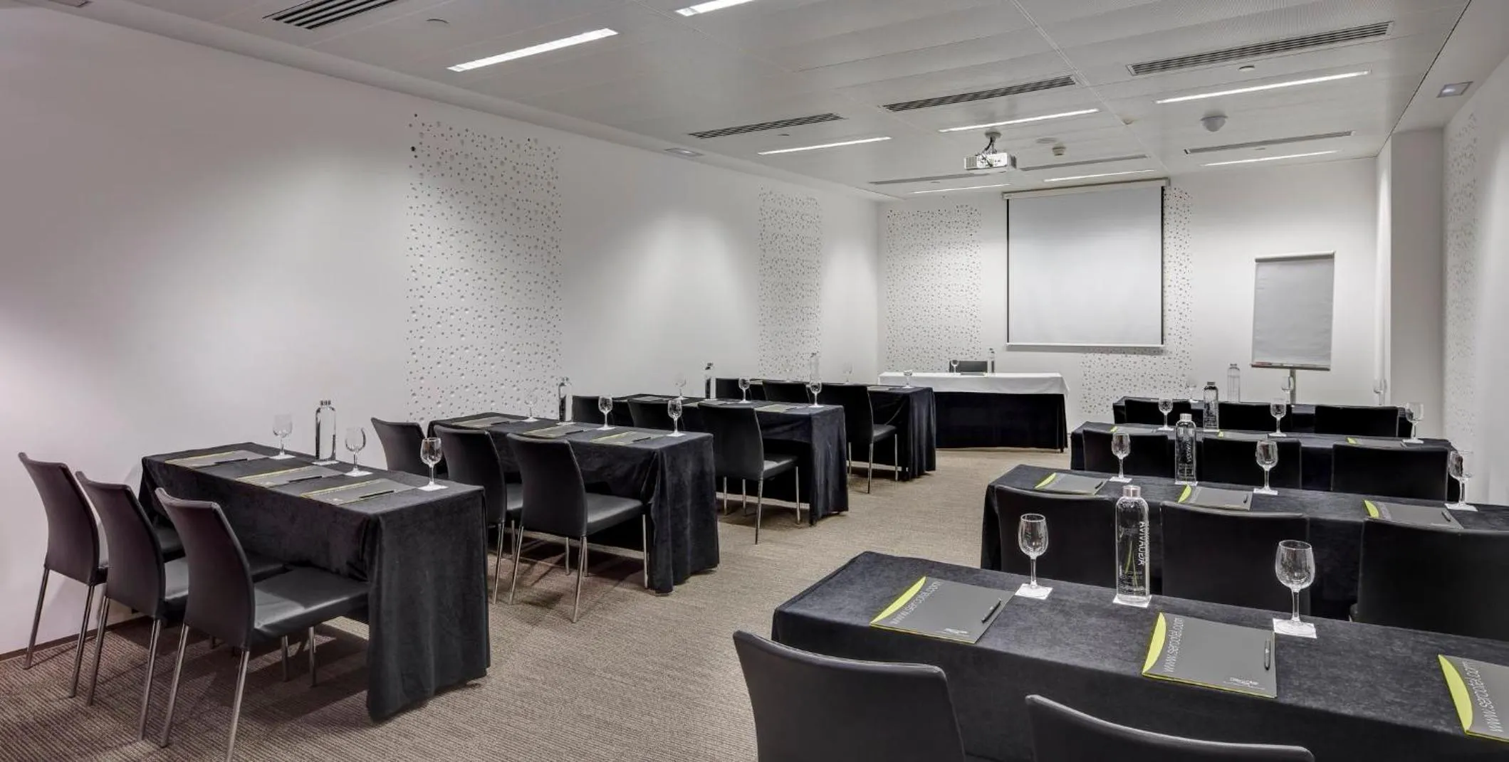 Meeting/conference room in Sercotel Hotel Rosellon