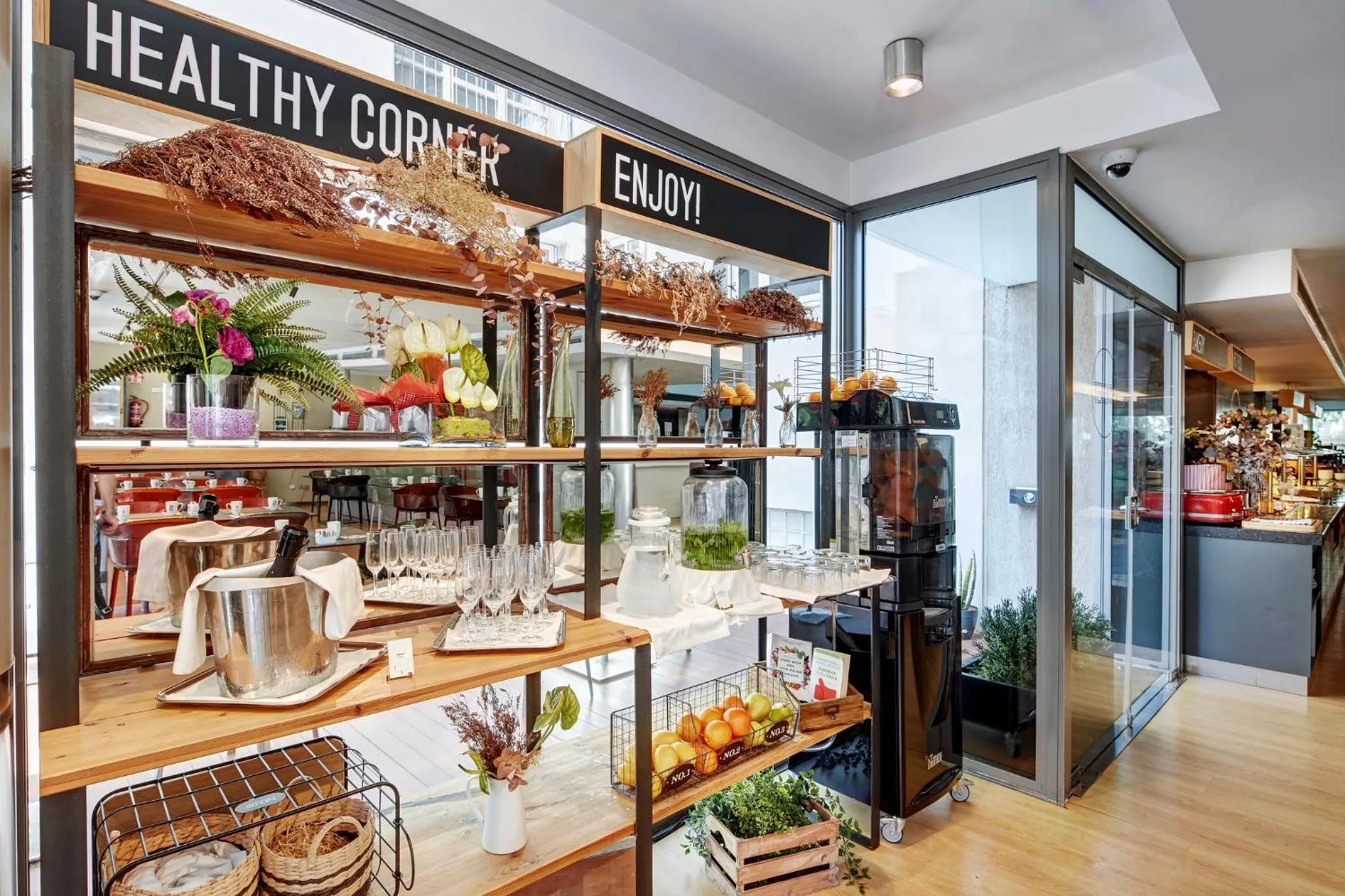 Breakfast in Sercotel Hotel Rosellon