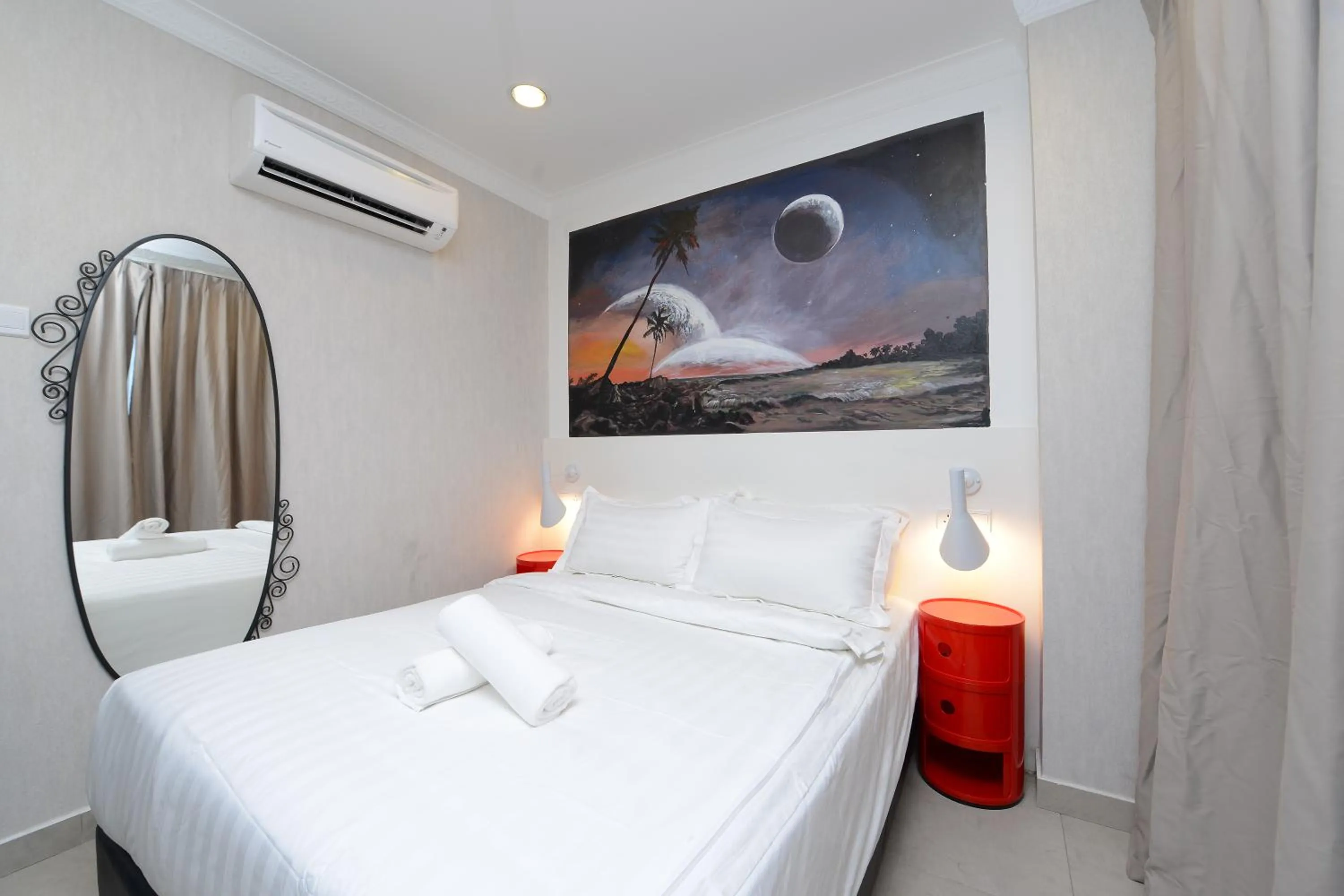 Photo of the whole room, Room Photo in Hotel de Art @ i-City