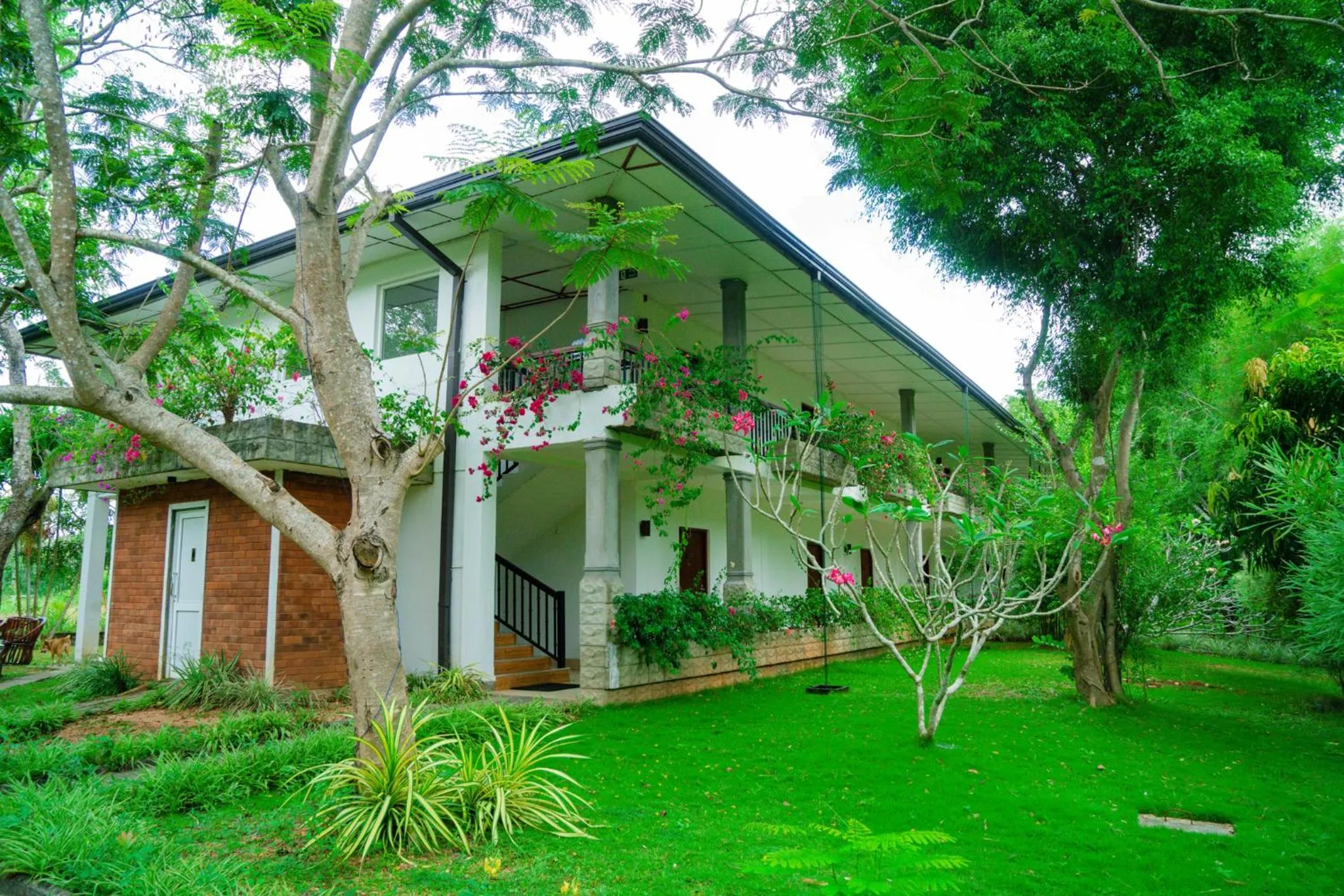 Property building in Sungreen Resort Habarana