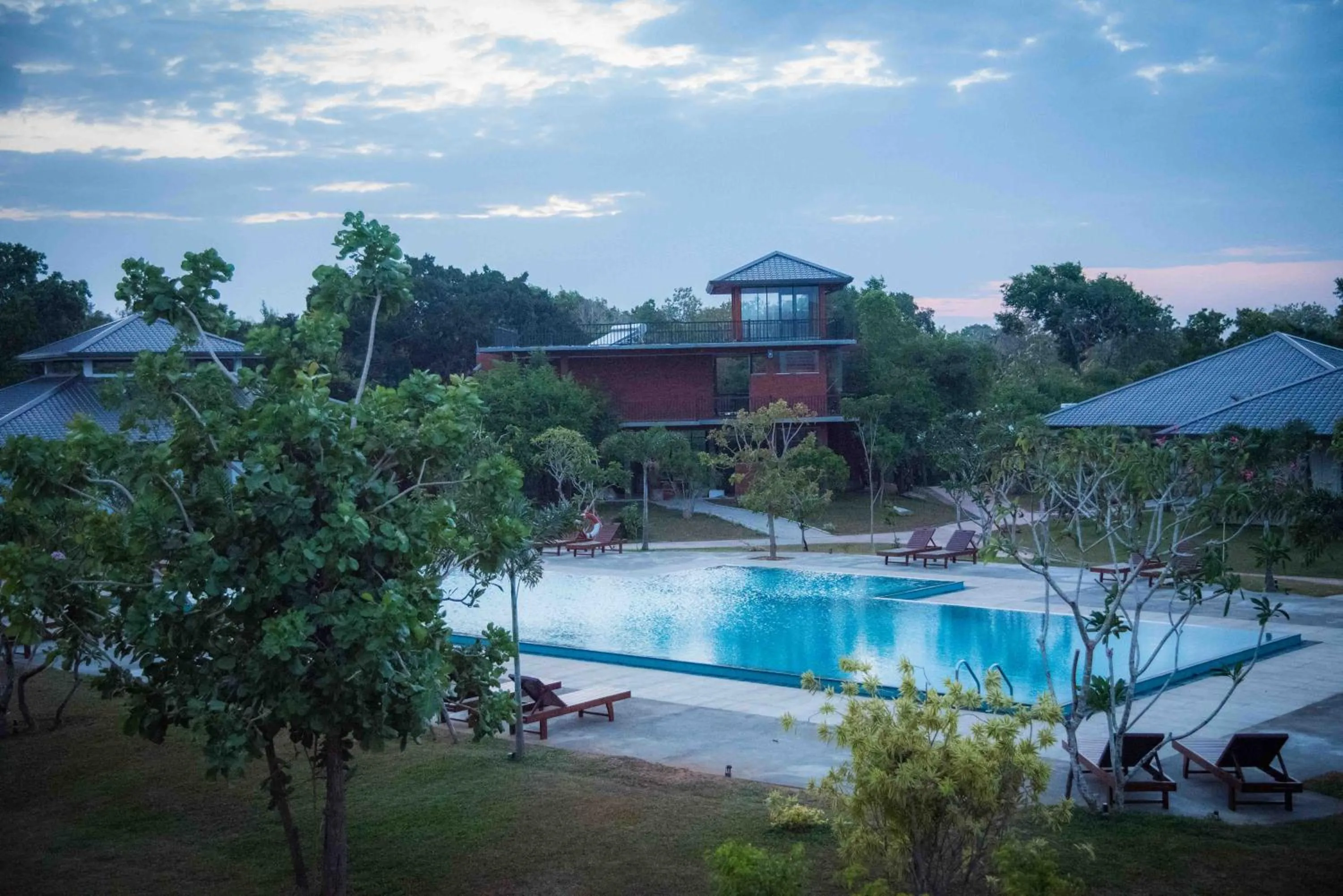 Pool view in Sungreen Resort Habarana