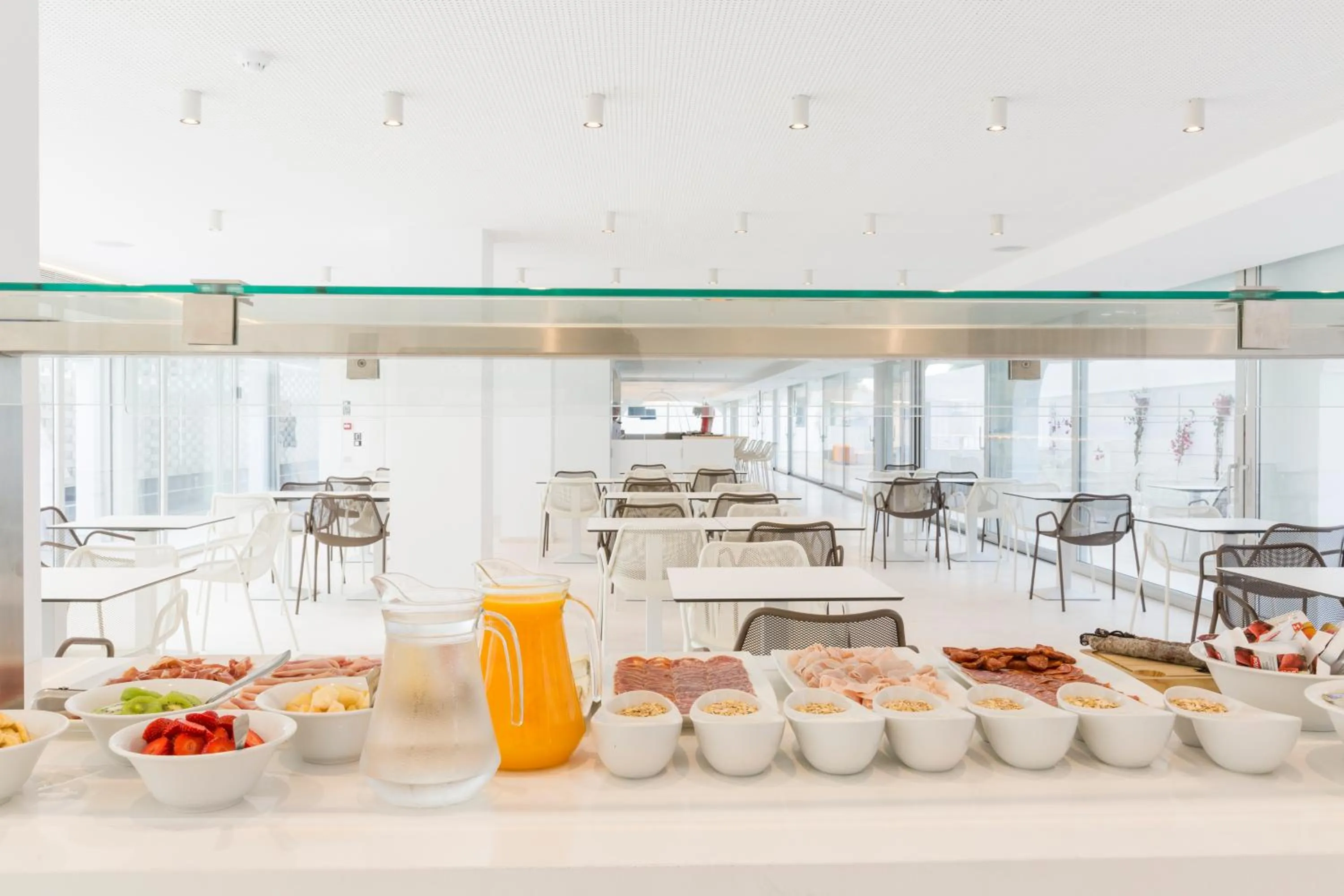 Buffet breakfast in Ebano Hotel Apartments & Spa